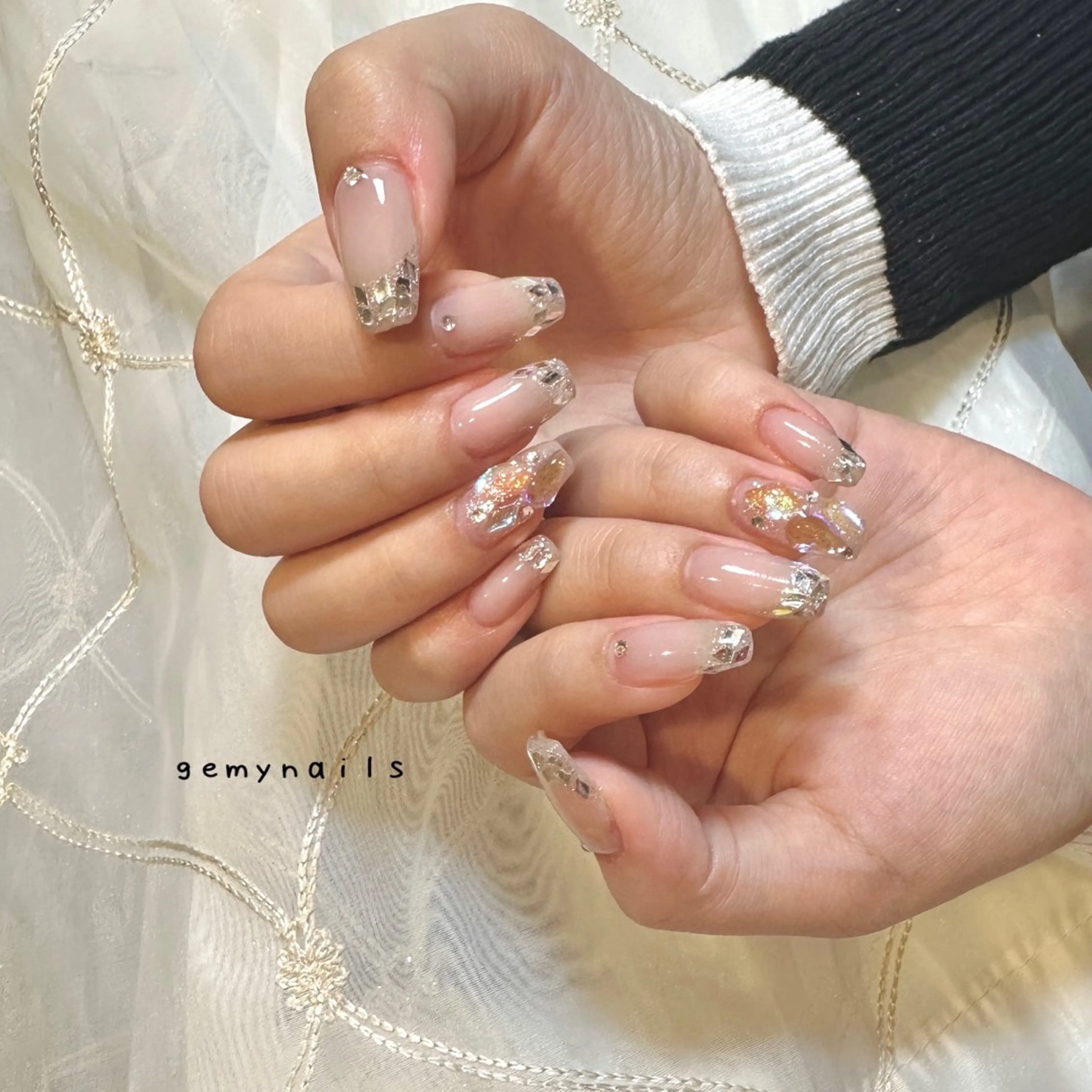 ネイル フレンチネイル ガラスフレンチ キラキラネイル ハンドネイル YURI ◡̈ nagoyaのネイルデザイン