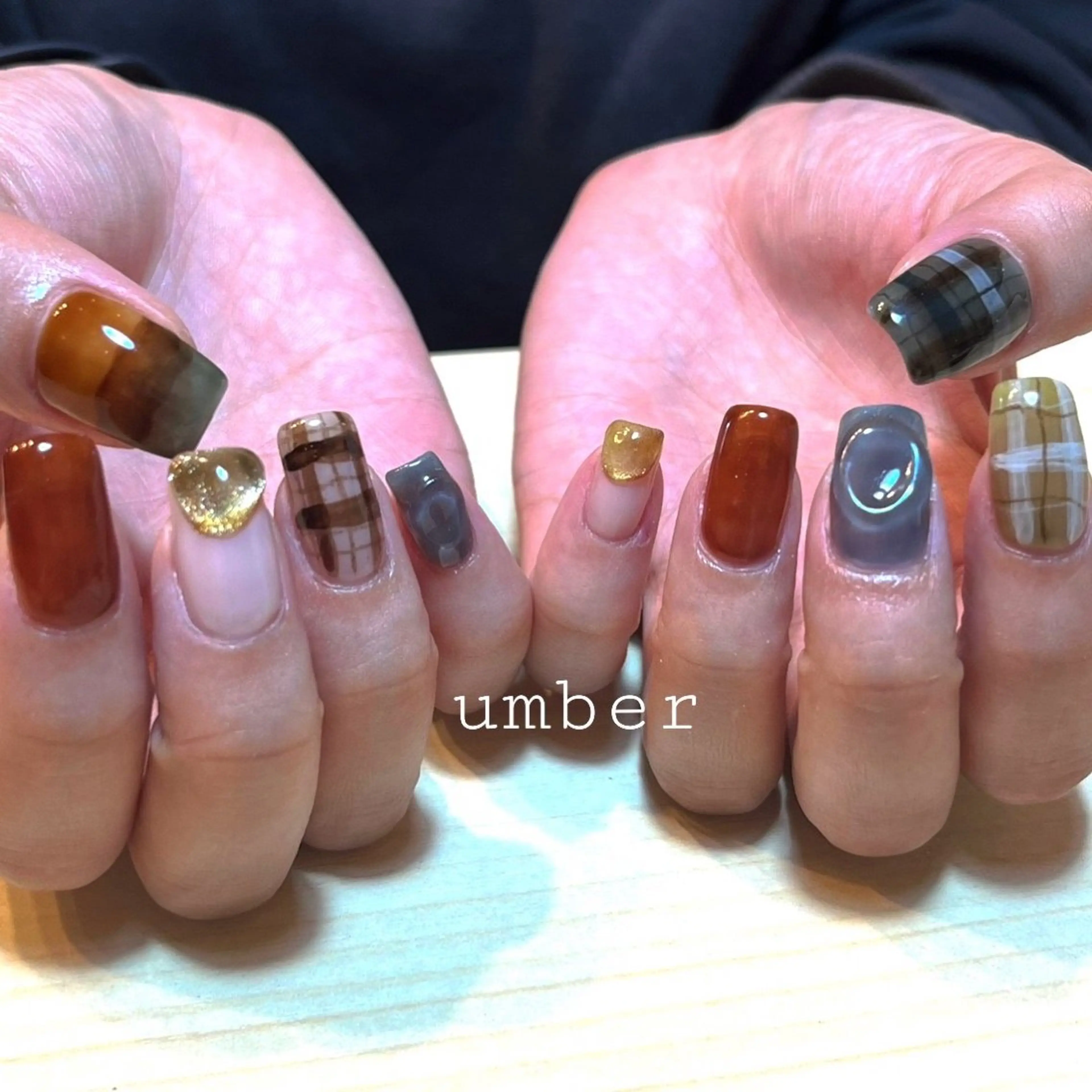 ネイル ハンドネイル umber 三茶1分のネイルデザイン