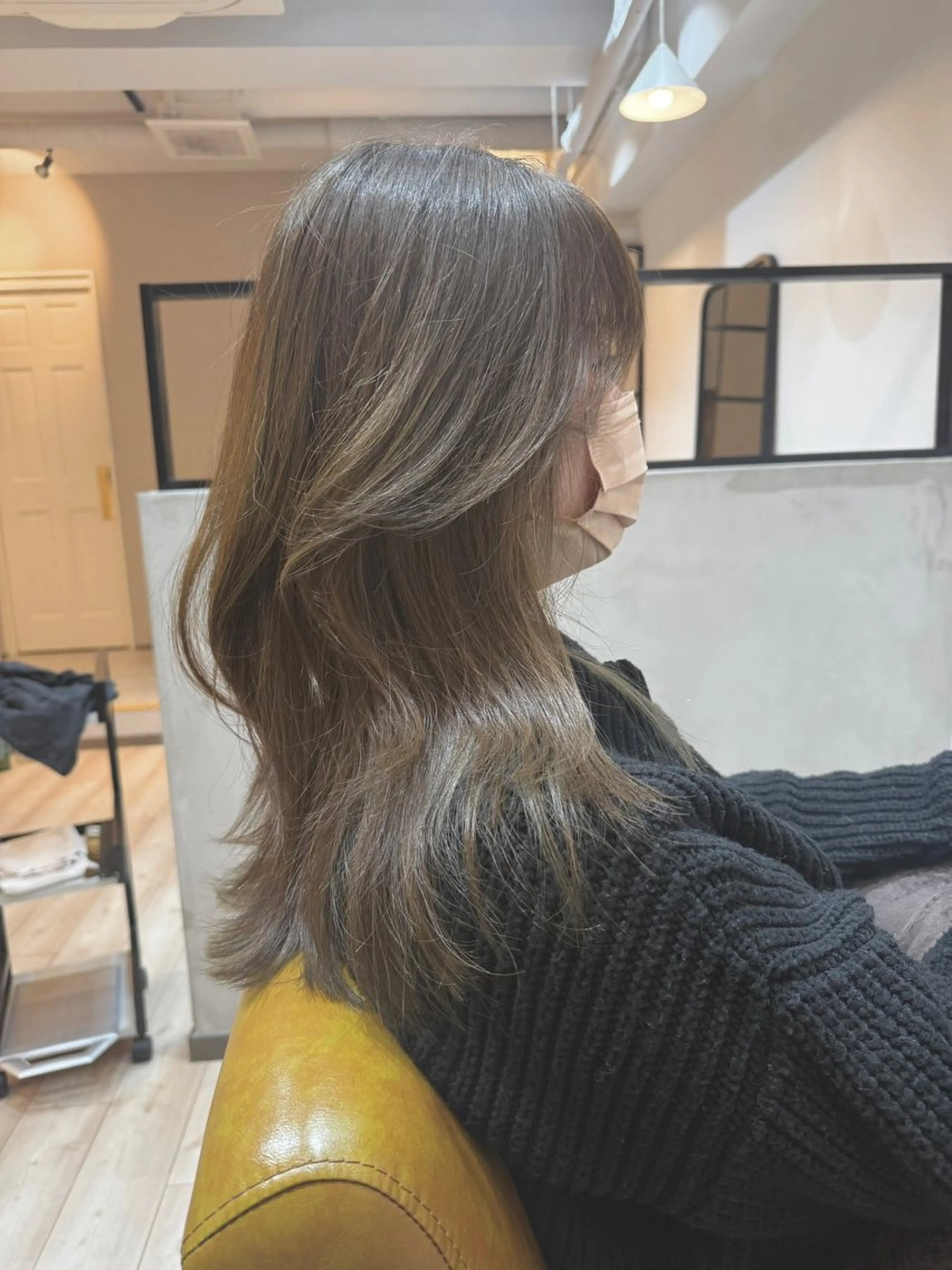 ロング 小山 ヨシタカのヘアスタイル