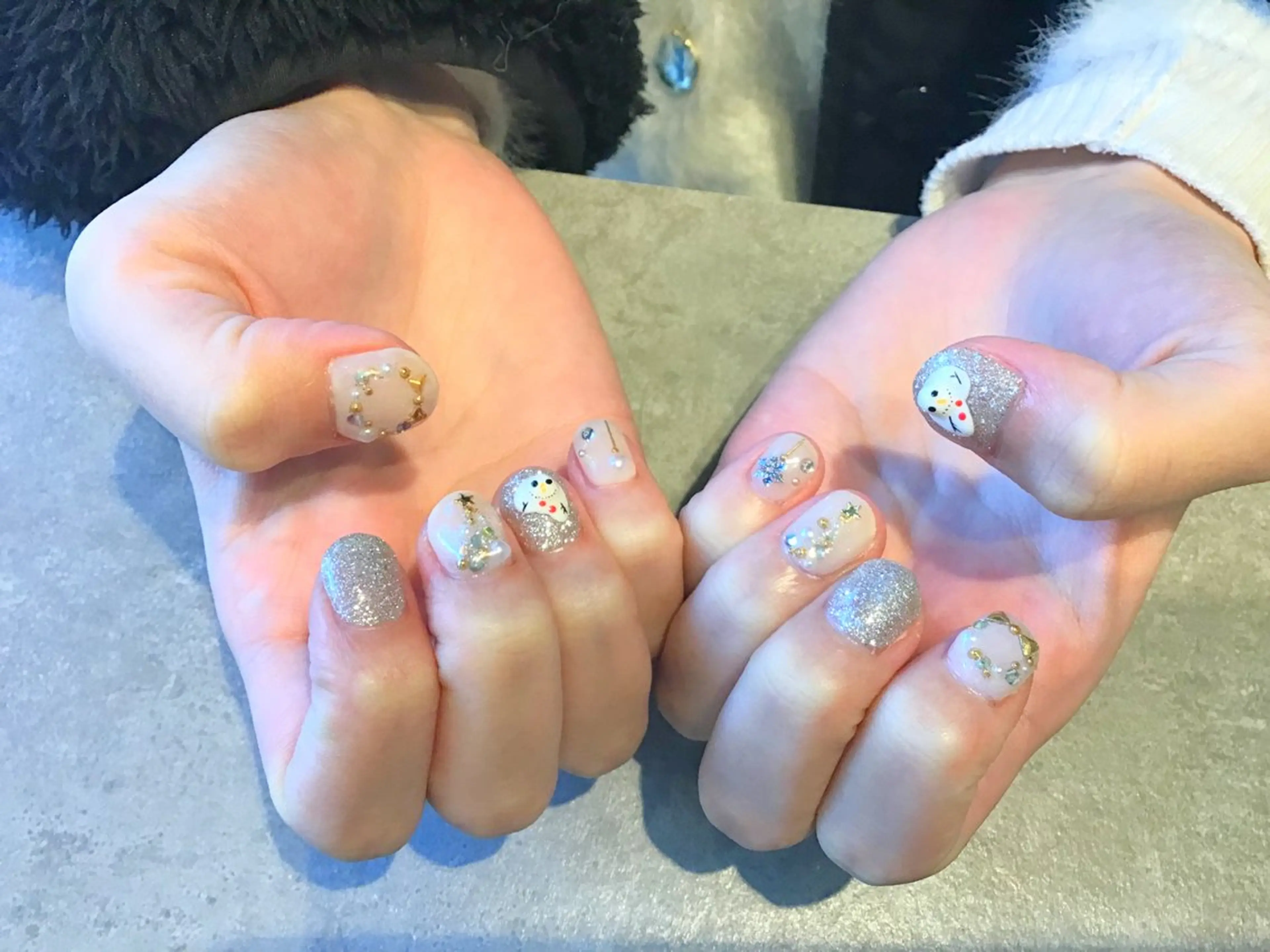 ネイル Nest 岩崎のネイルデザイン