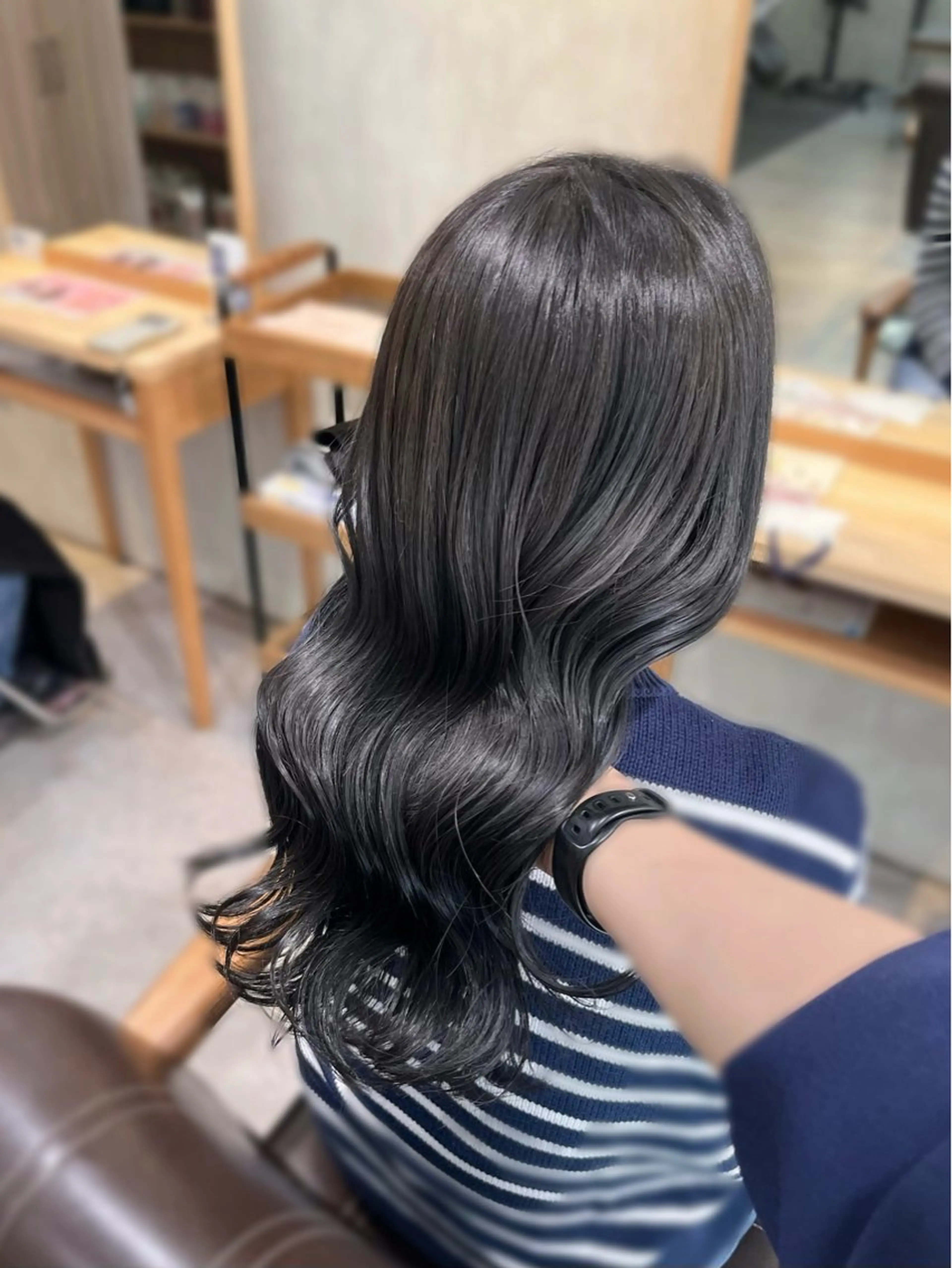 透明感カラー＋集中ケアトリートメントの写真