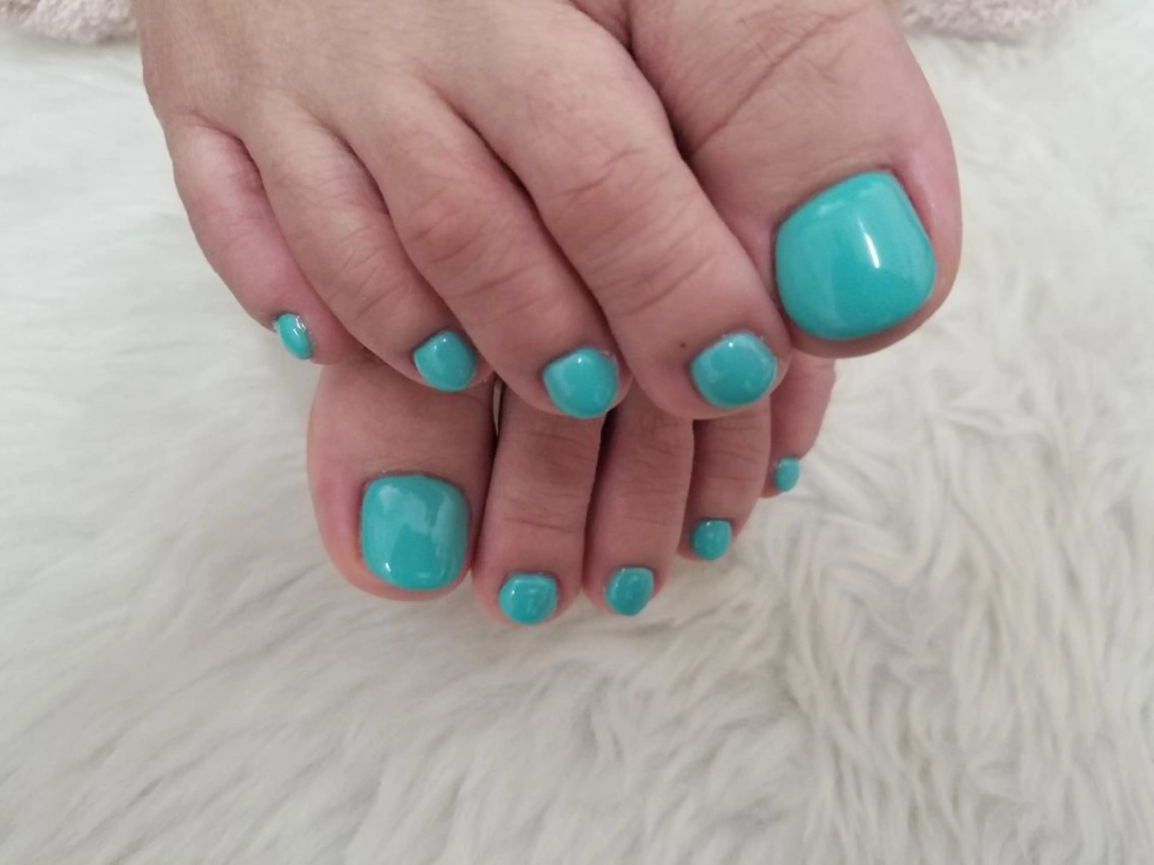 ○オフ込み　１カラー フットネイル　甘皮ケア付き○の写真