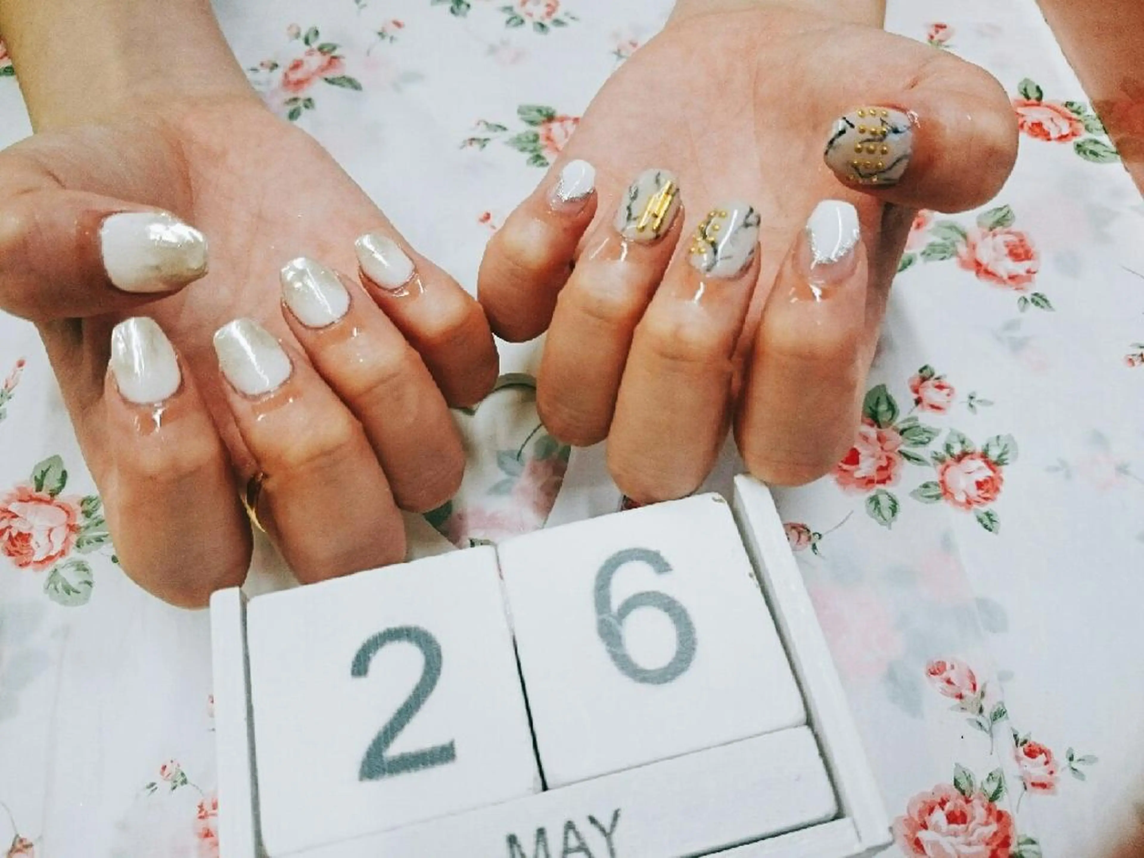 ネイル 大理石ネイル(マーブル) ミラーネイル JEWEL nailのネイルデザイン