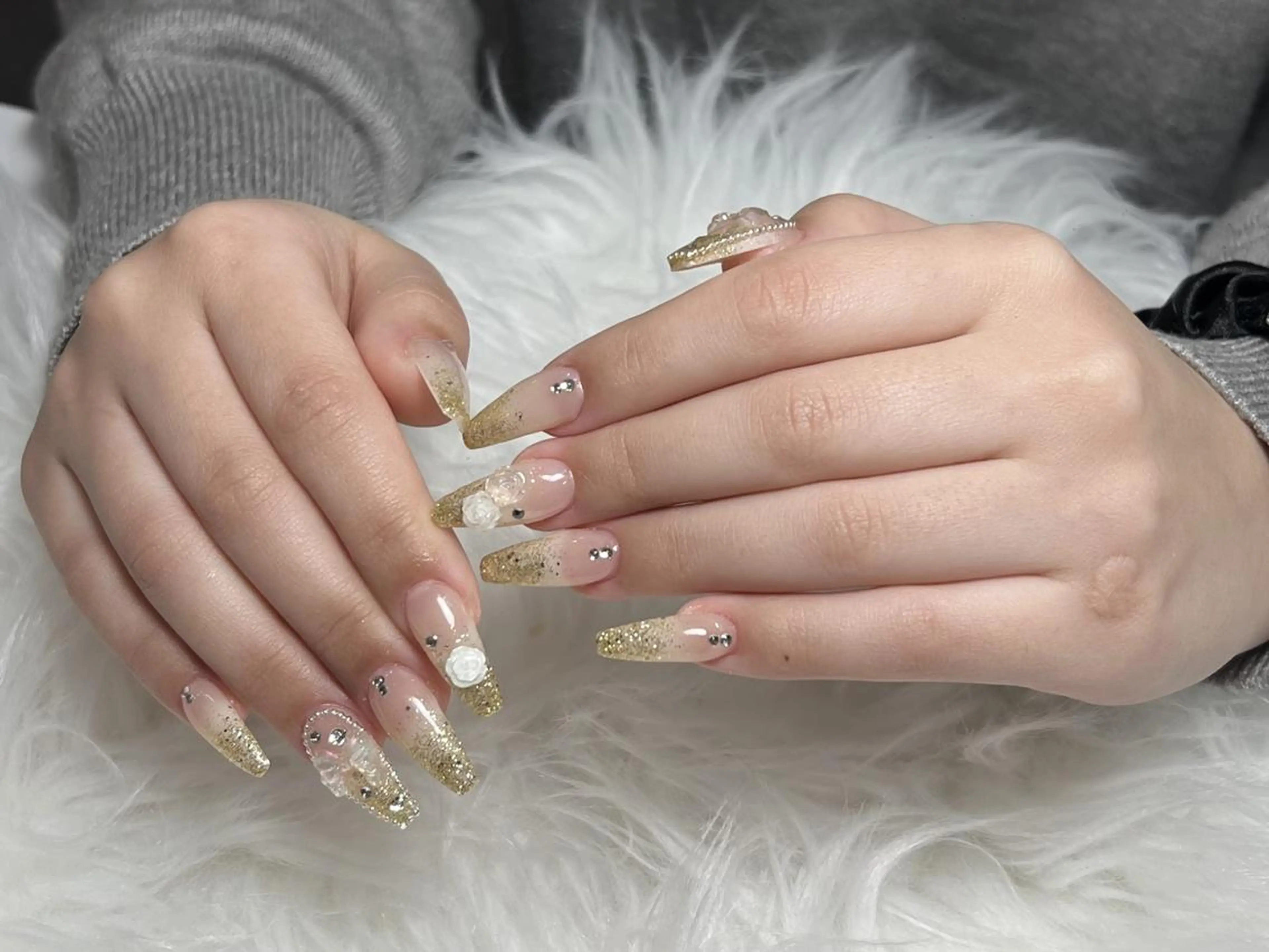 ネイル 長さ出し グラデーション 卒業式 キラキラネイル マグネットネイル Emi🌸Belle Nail Salonのネイルデザイン