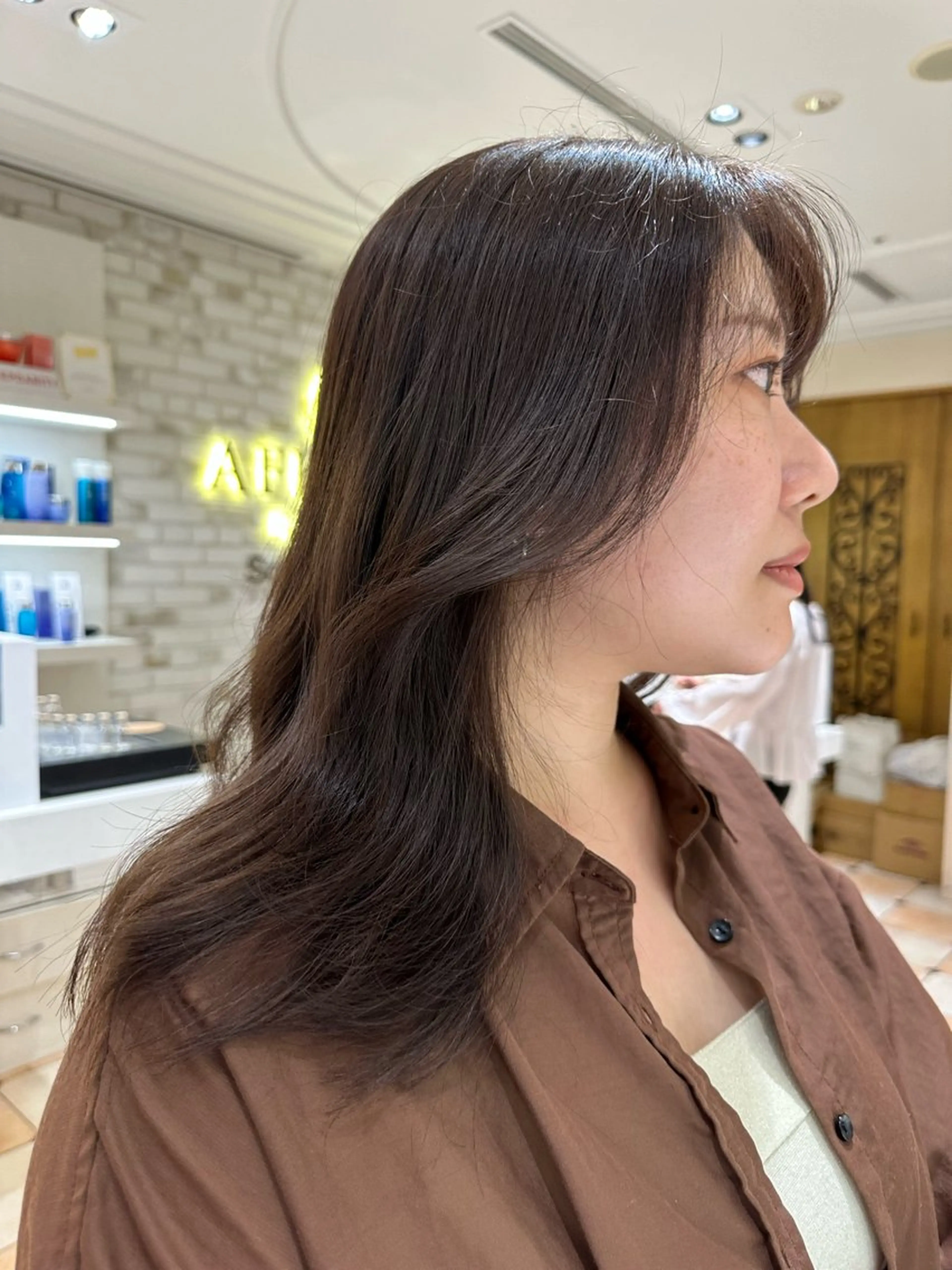 セミロング 必ず似合わせます/ レイヤー/石戸谷海斗のヘアスタイル