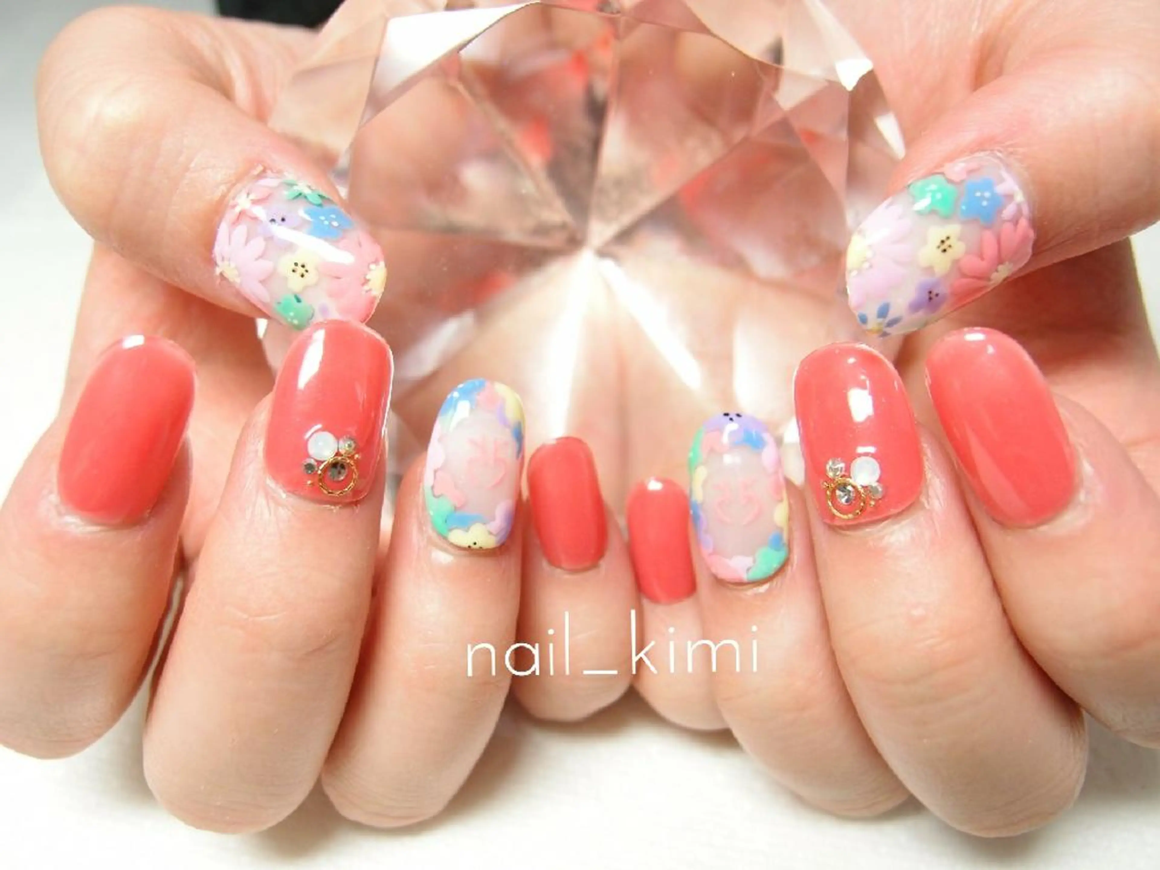 ネイル アートネイル フレンチネイル グラデーション ラメ(グリッター) ラメグラデーション ConneQt所属・ETHOSENSE. kimikaのネイルデザイン