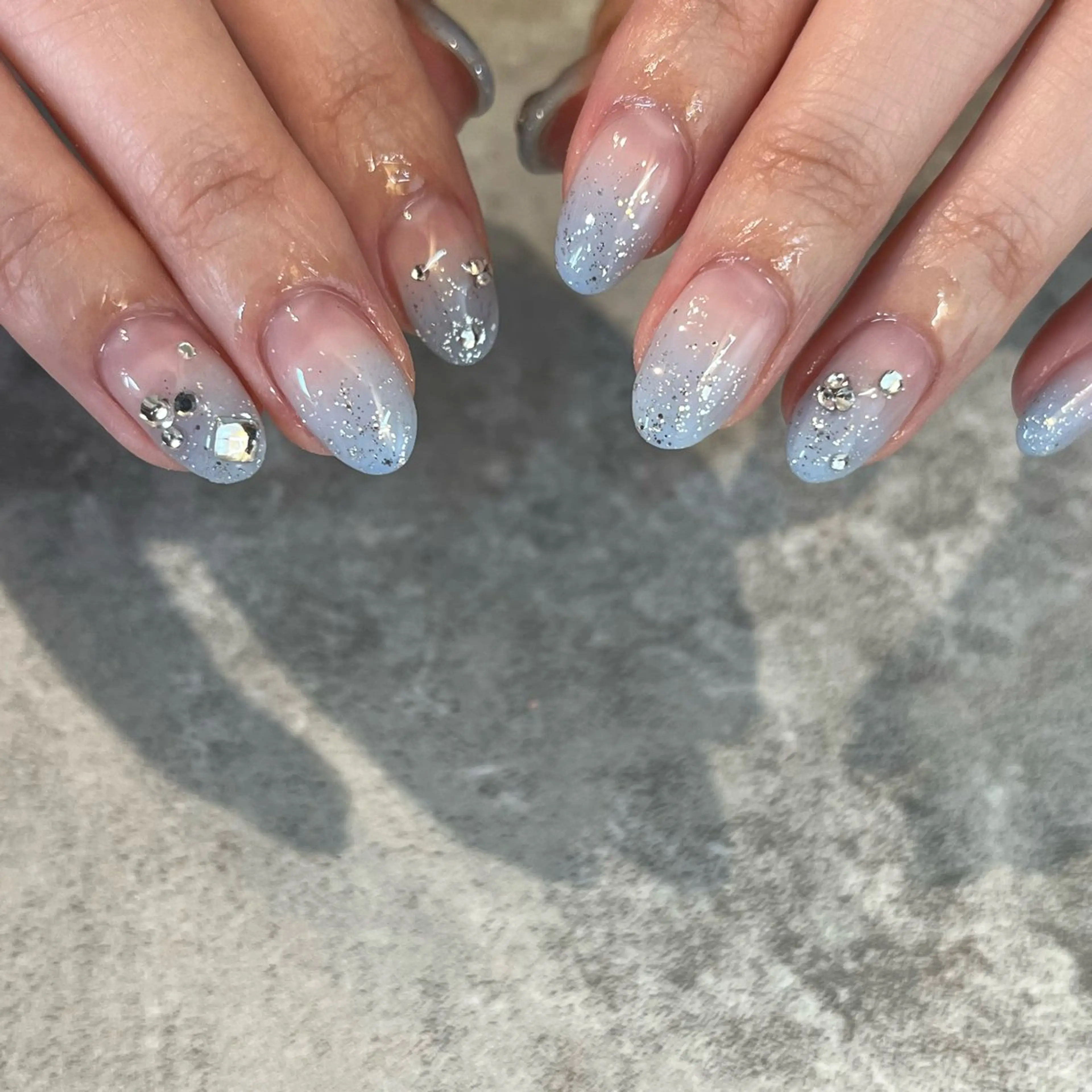 ネイル グラデーション キラキラネイル Lélia nail Himariのネイルデザイン