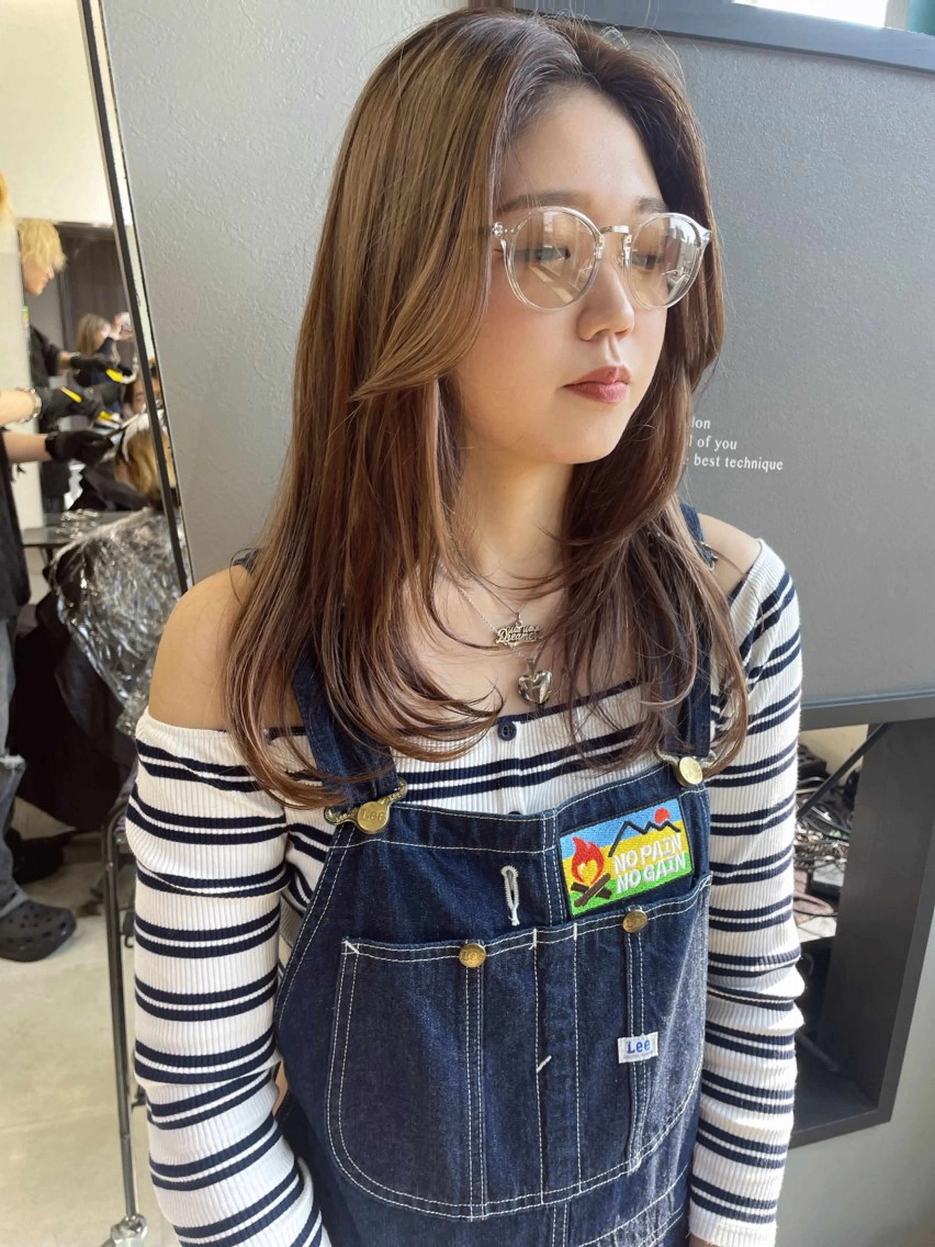 ロング カラー レイヤーカット AIRI layer cut hairのヘアスタイル