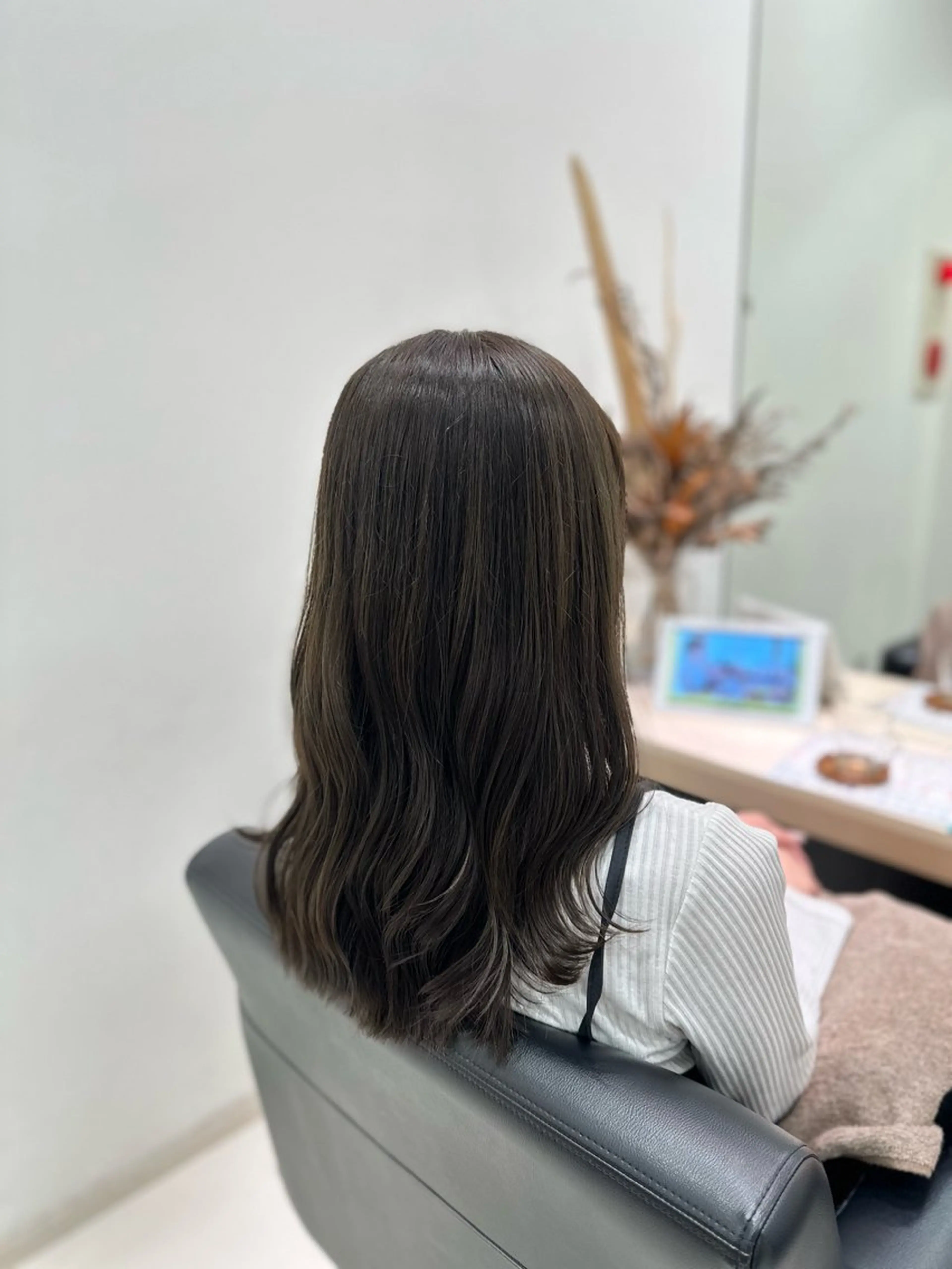 セミロング カラー ヘアカラー クロスパーマ/うる艶 カラー/Kurumiのヘアスタイル