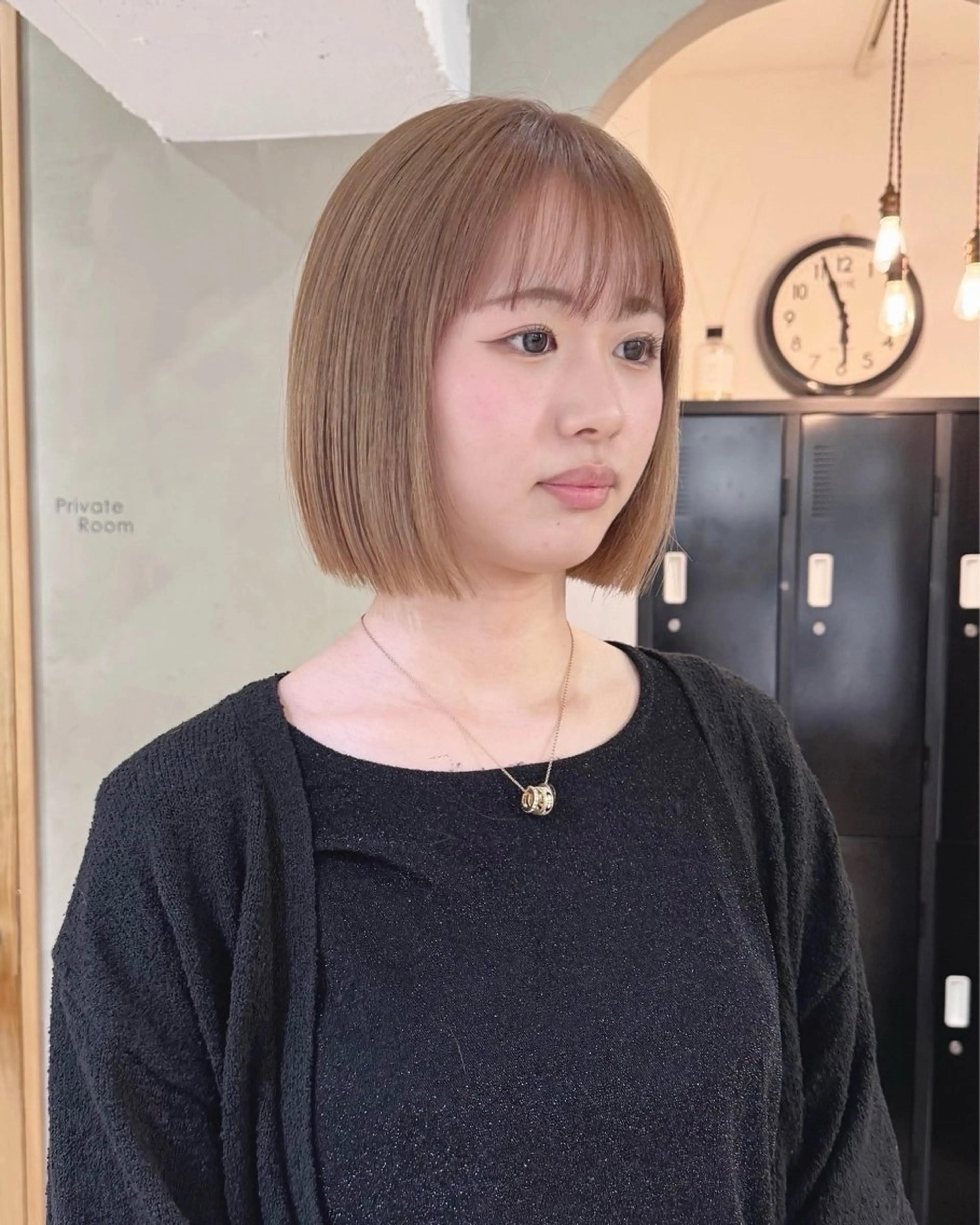 ミディアム カラー ベージュカラー ブリーチ ケアブリーチ ボブ/レイヤー 🌟梅田盛一🌟のヘアスタイル