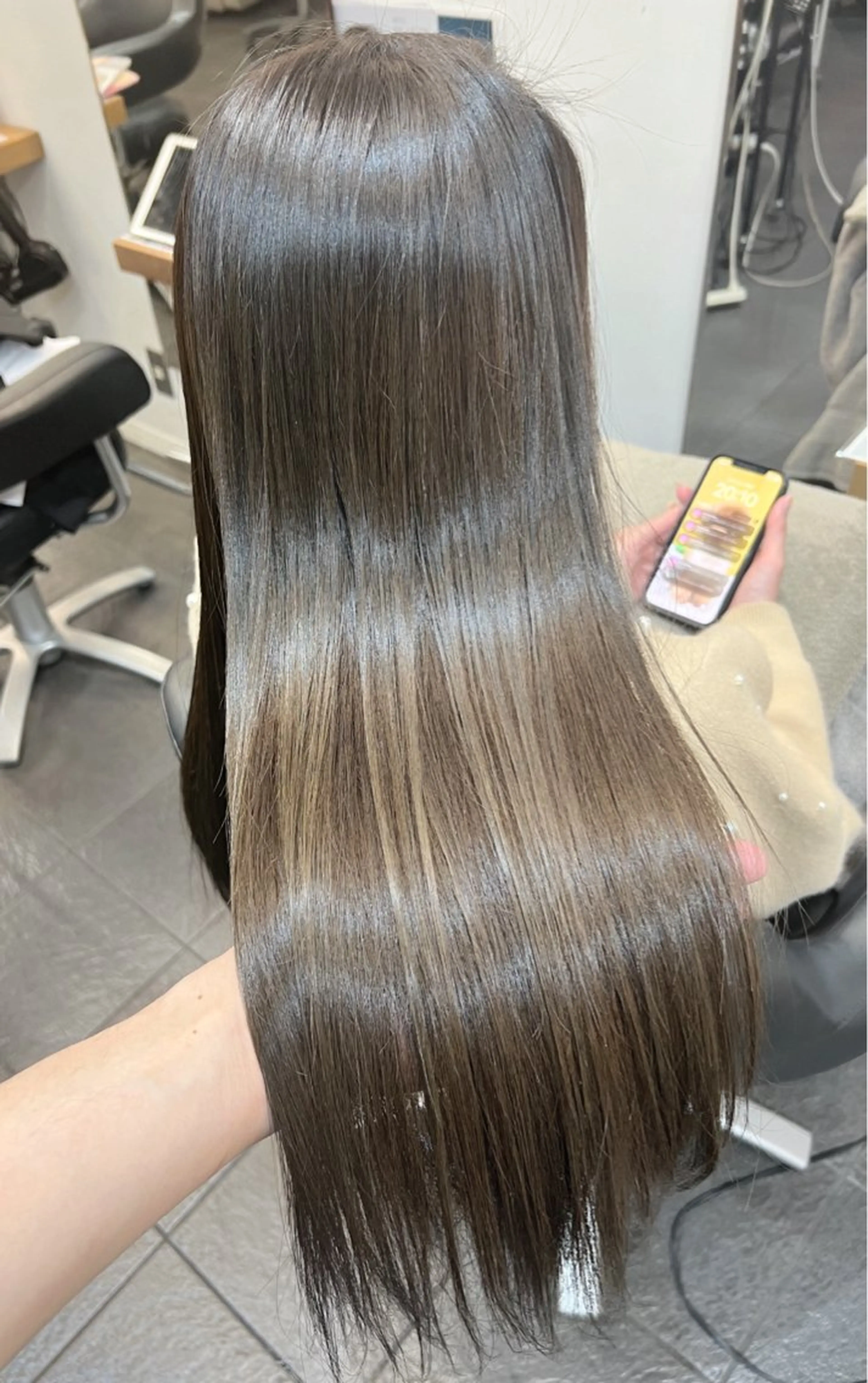 カラー アッシュ アッシュグレー アッシュグレージュ ブリーチ 透明感カラー ヘアカラー トリートメント ヘッドスパ グレージュ/髪質改善 Yamato.hのヘアスタイル