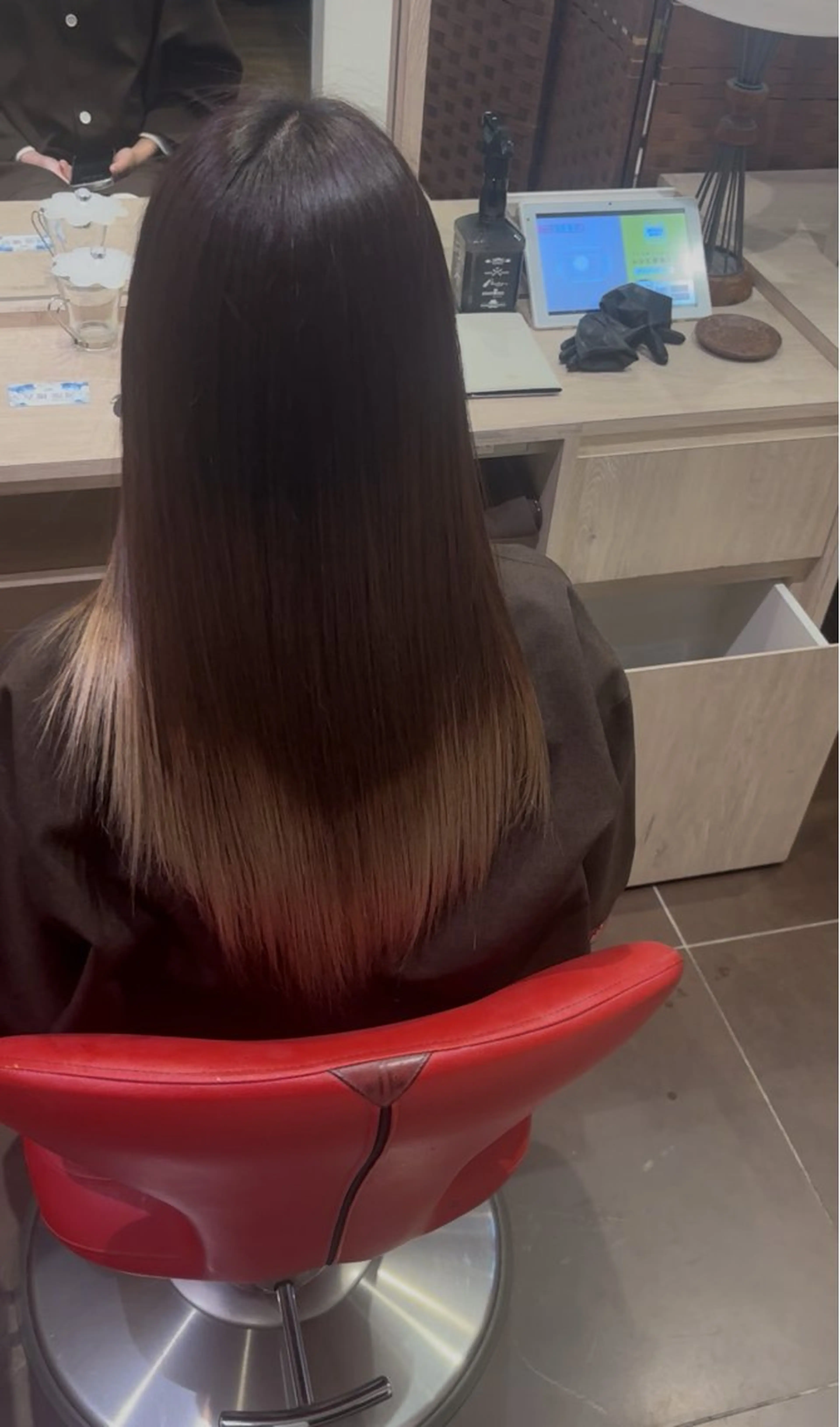 カット➕髪質改善カラー➕トリートメント2種類の写真