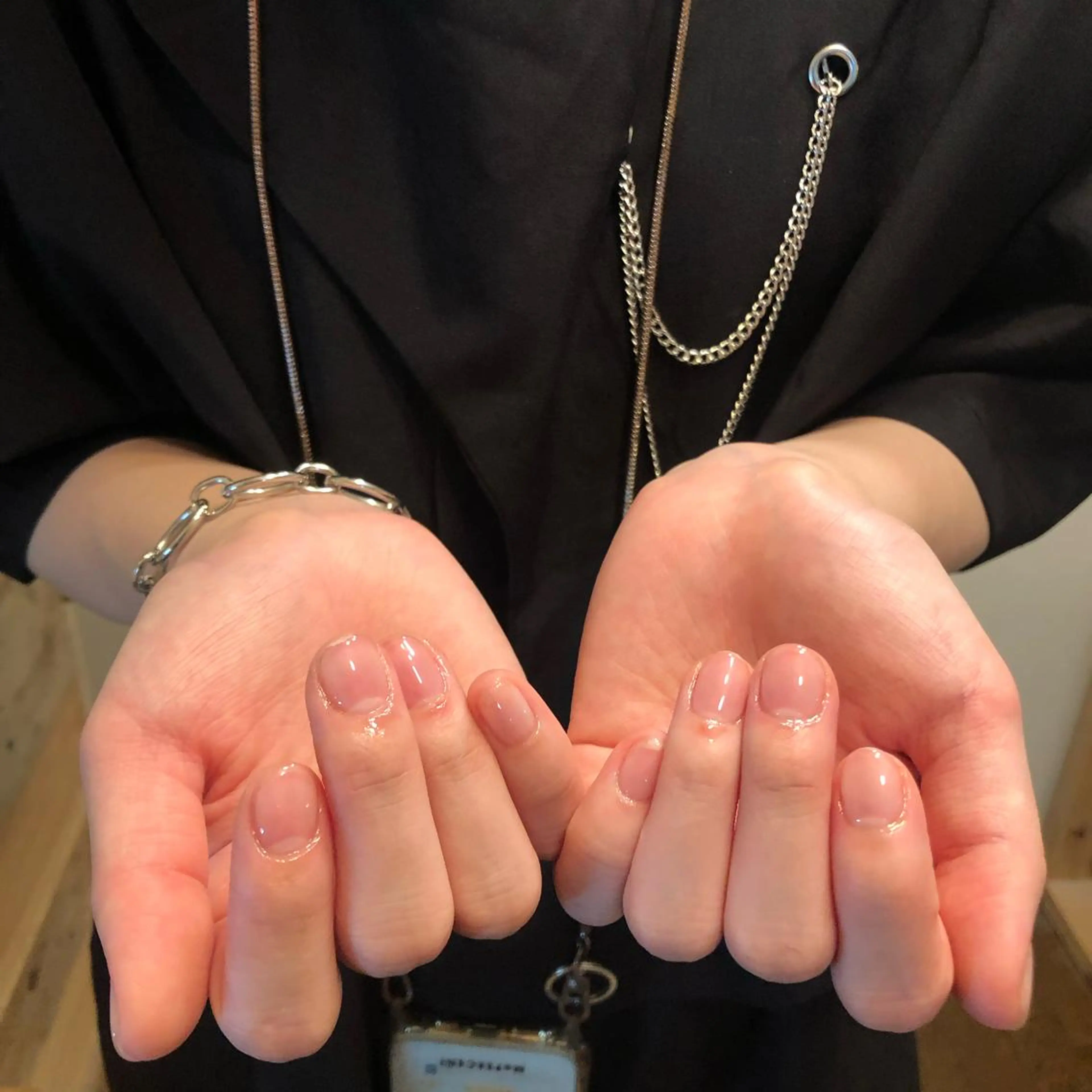 ネイル ハンドネイル フットネイル ハンドケア Nes.Nail所属・Miyagi Asamiのネイルデザイン