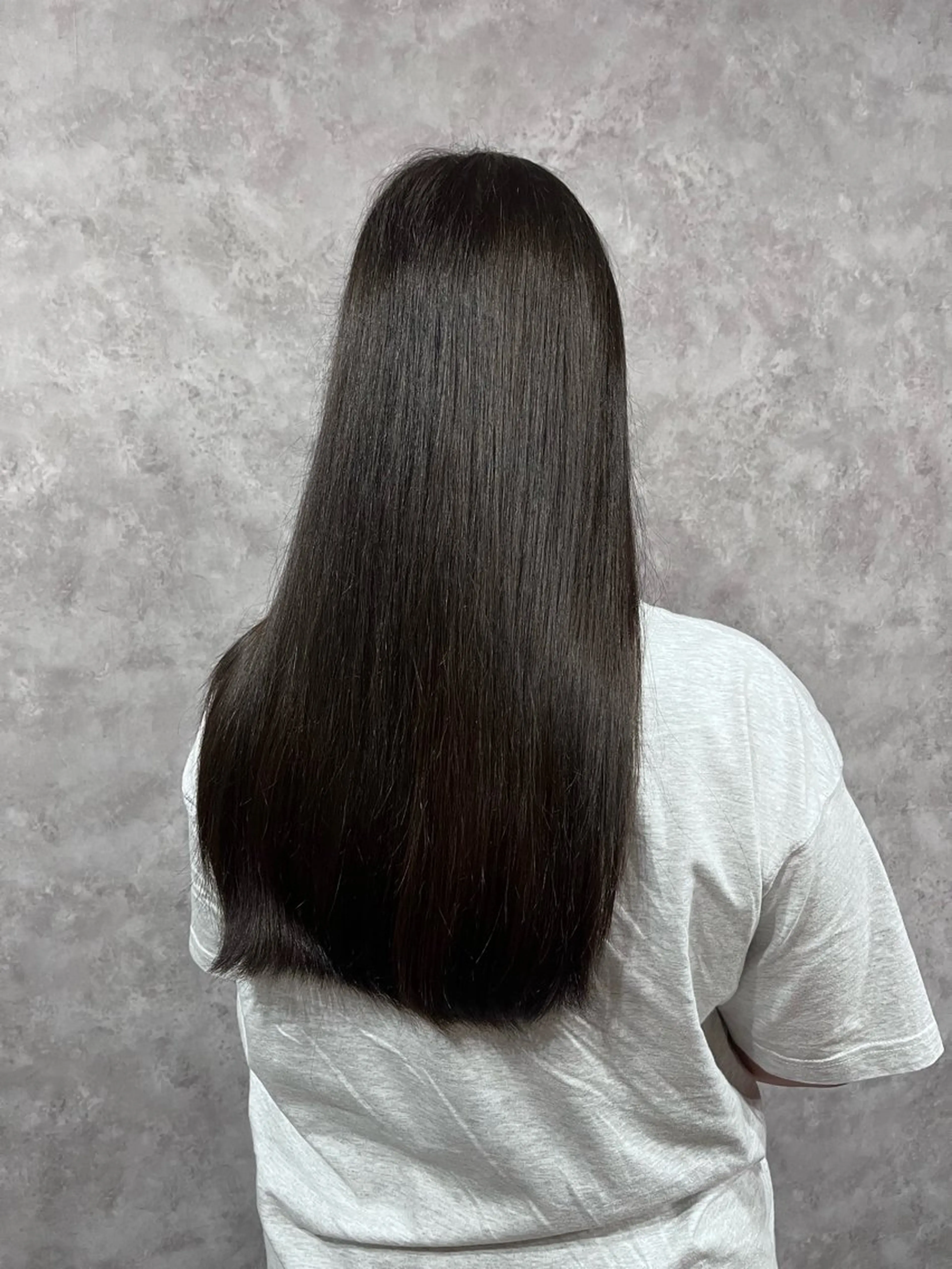 ロング カラー グレージュ BDY所属・橋本 龍也のヘアスタイル