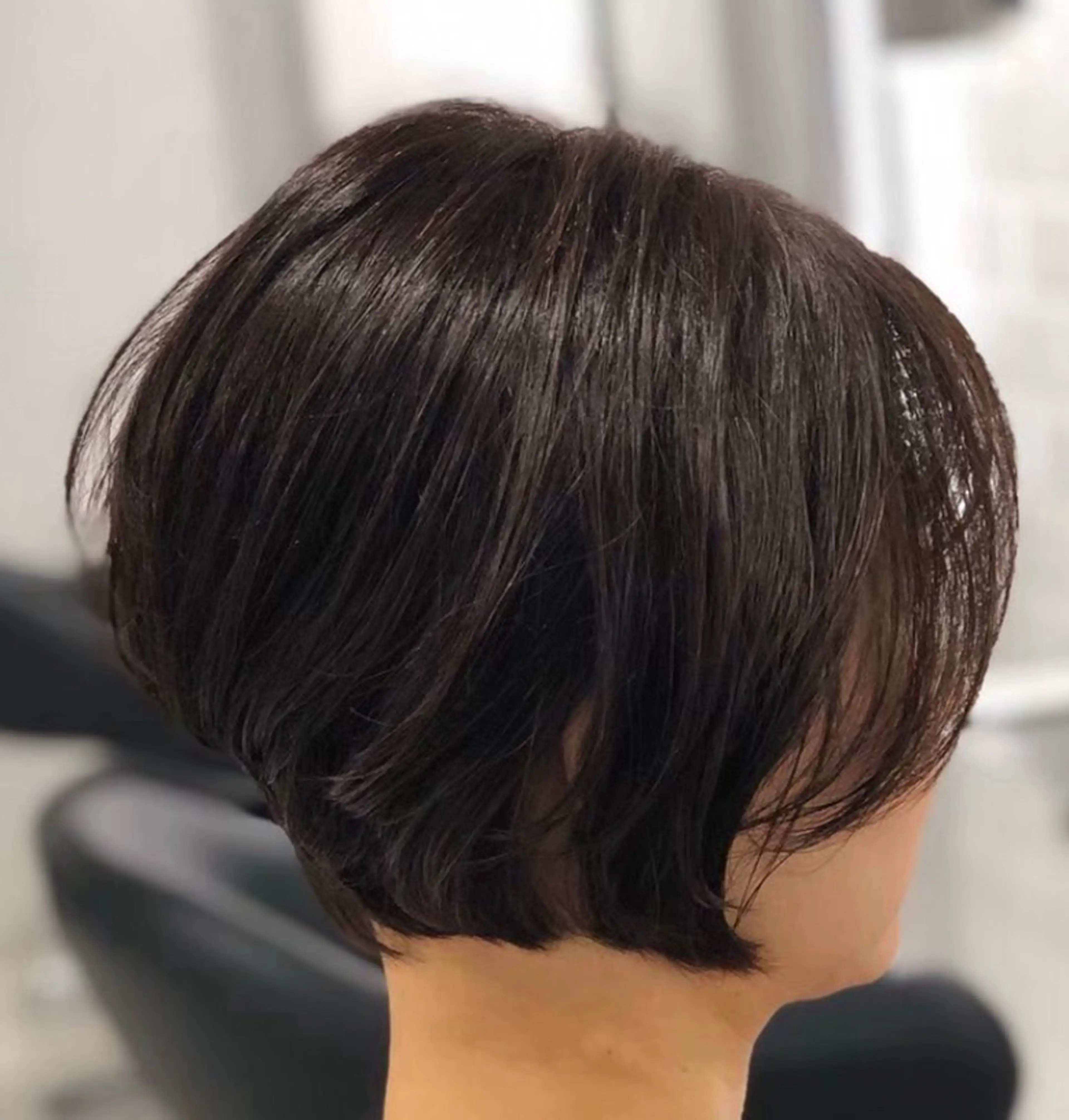 ショート カラー ケア特化🫧稲原 穂乃花のヘアスタイル