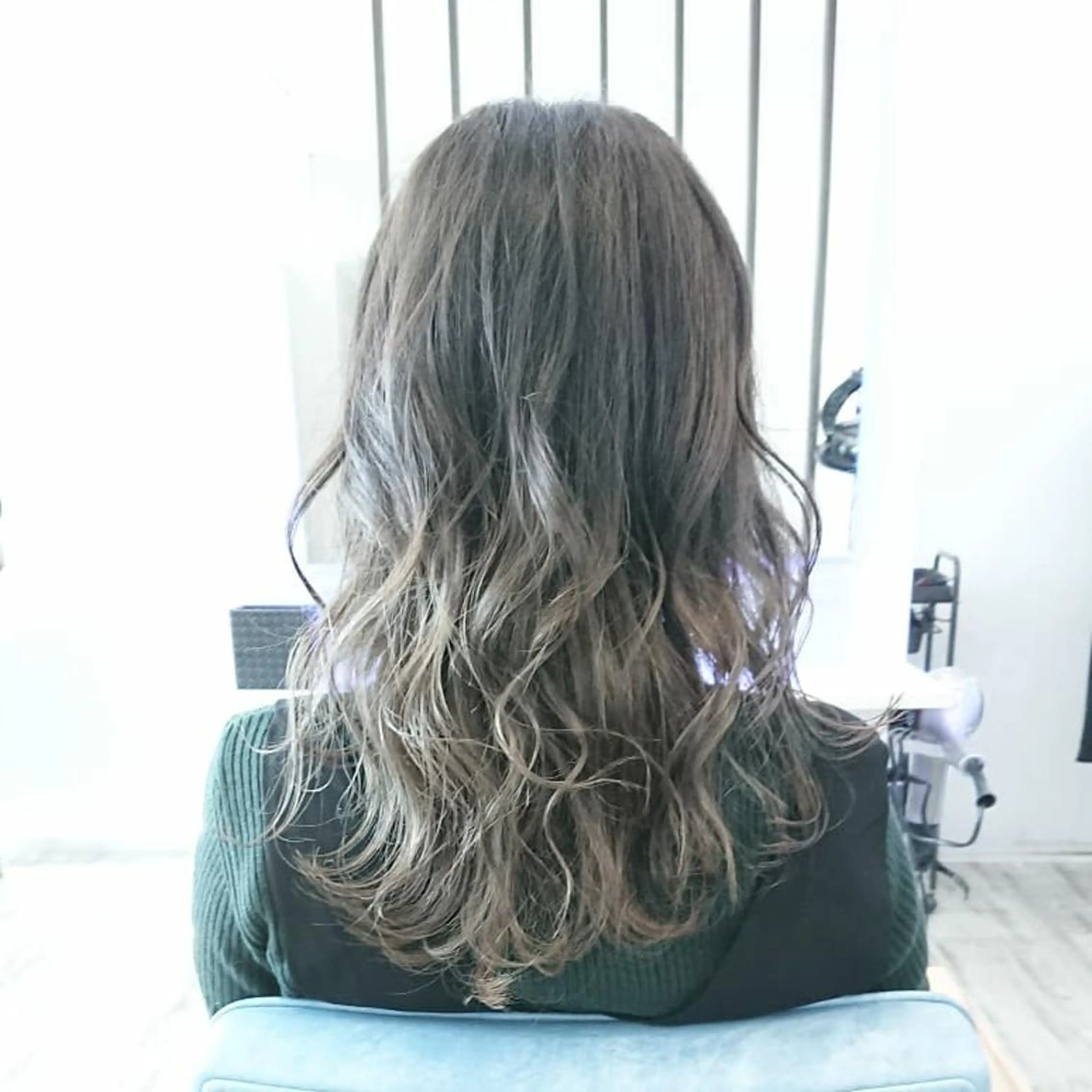 セミロング カラー ヘアアレンジ 小林 伸行のヘアスタイル
