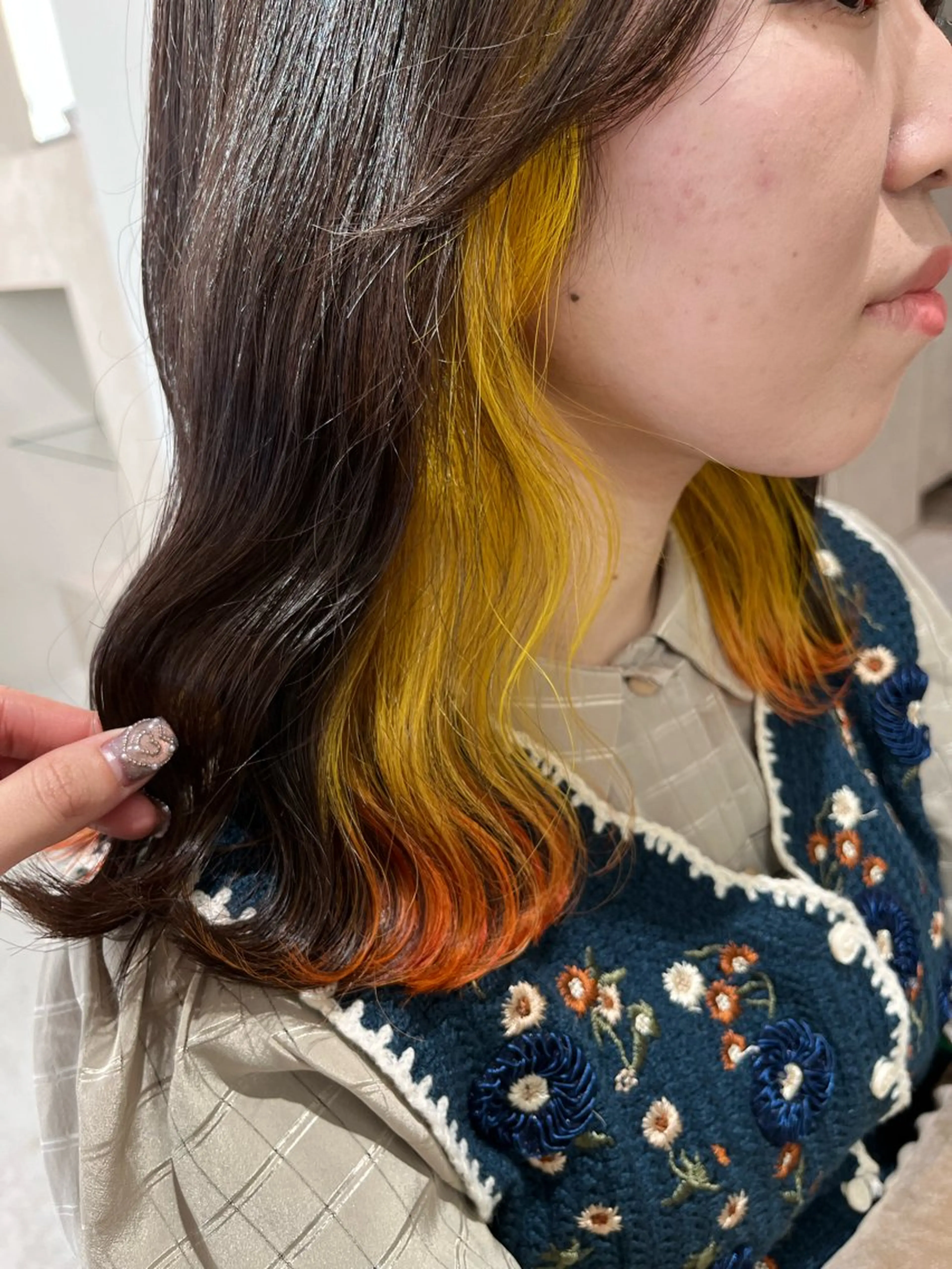 セミロング カラー インナーカラー 暖色カラー／ ヘアセット🌛櫻井舞のヘアスタイル