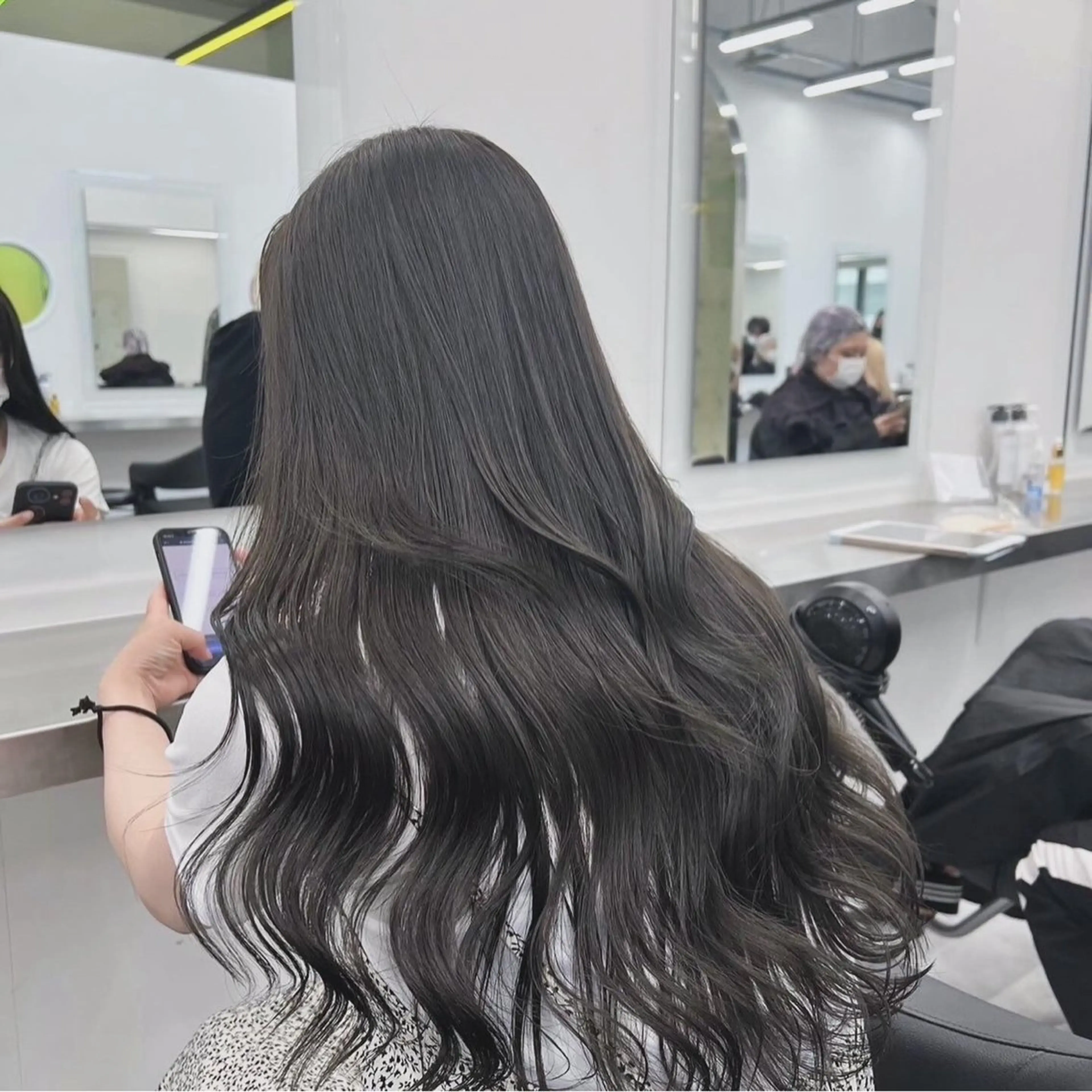 カラー BLEN ANNEX所属・🐍透明感カラー🐍 🫧kaishi✨️のヘアスタイル