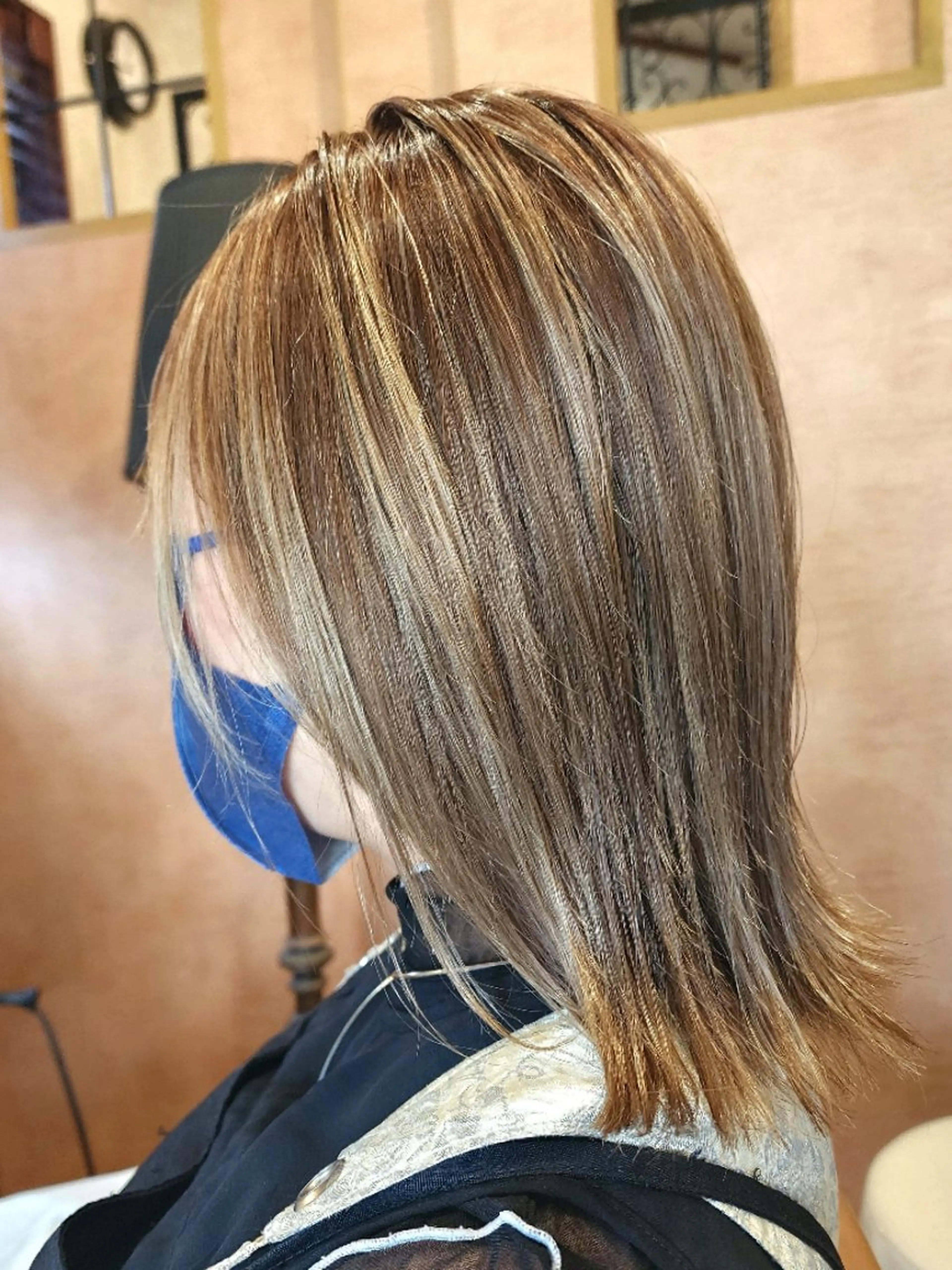 ミディアム ボブレイヤー ボブ レイヤーカット 外ハネヘア JOWIN hair design room所属・柏 康孝のヘアスタイル