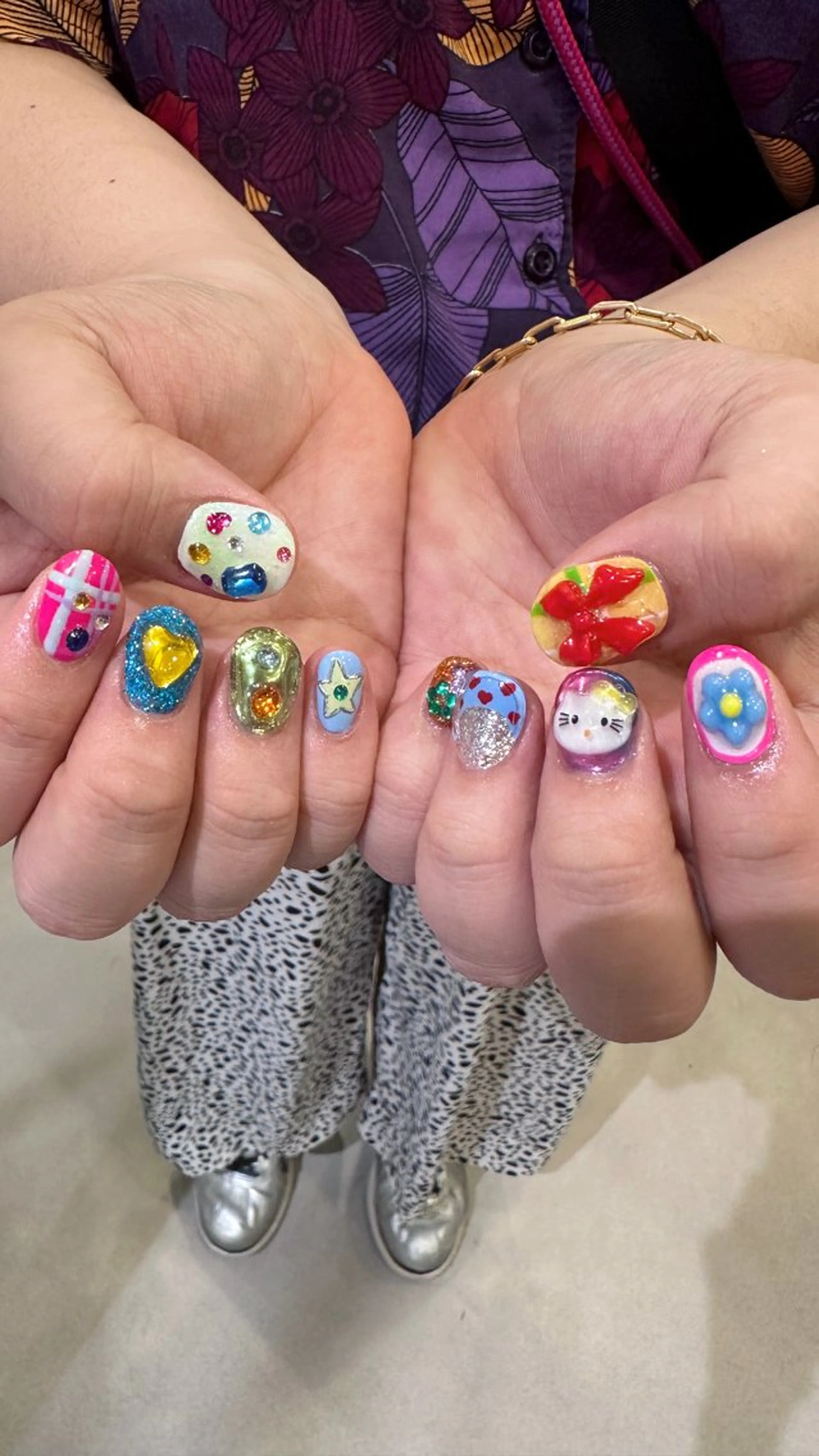 ネイル ハンドネイル 👽個性派ネイル🎀 komachiのヘアスタイル