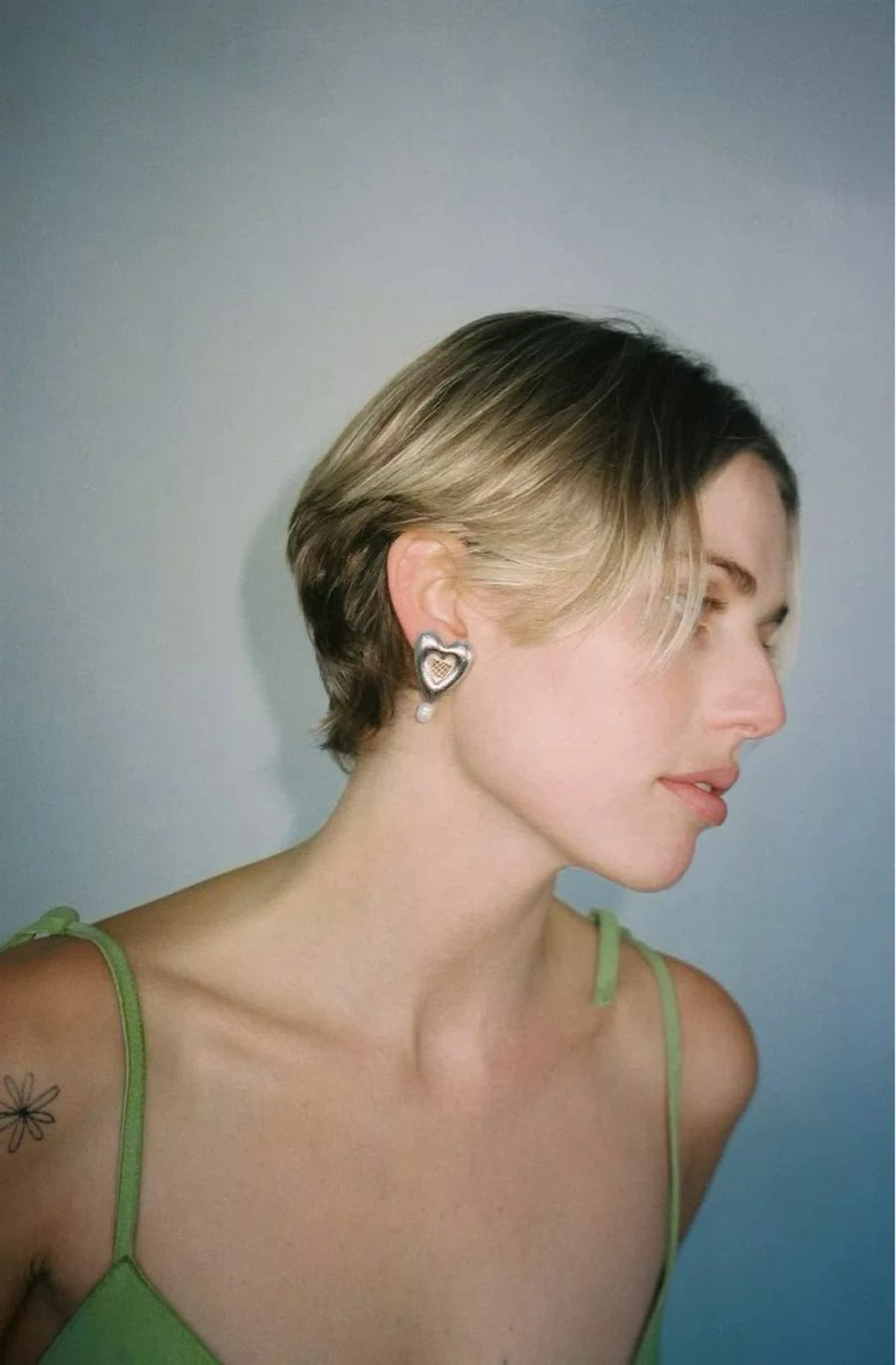 ショート リリカ🐈‍⬛ブリー チカラー/上永谷のヘアスタイル