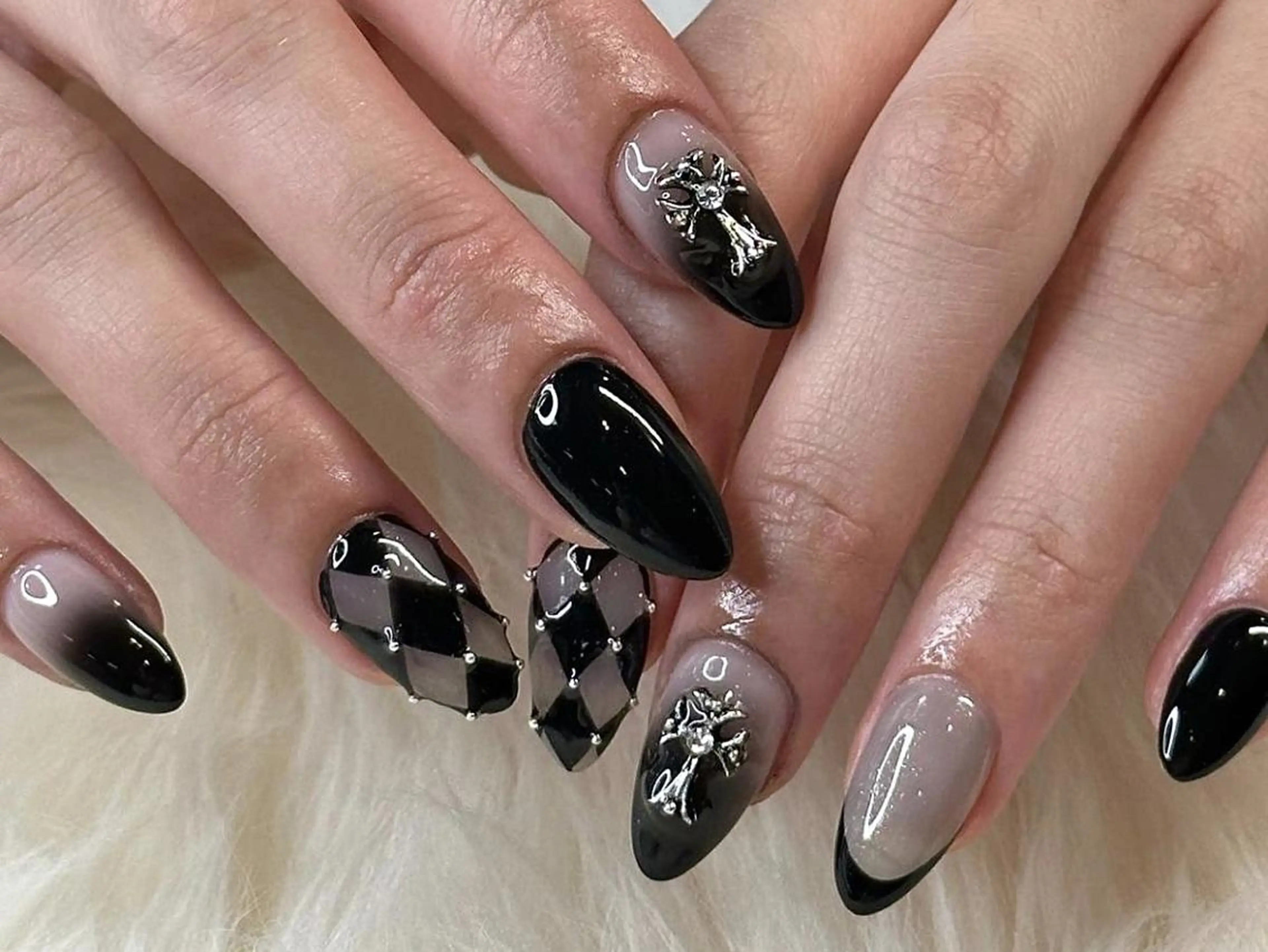 ネイル 🦋y y Nail 🤍のネイルデザイン