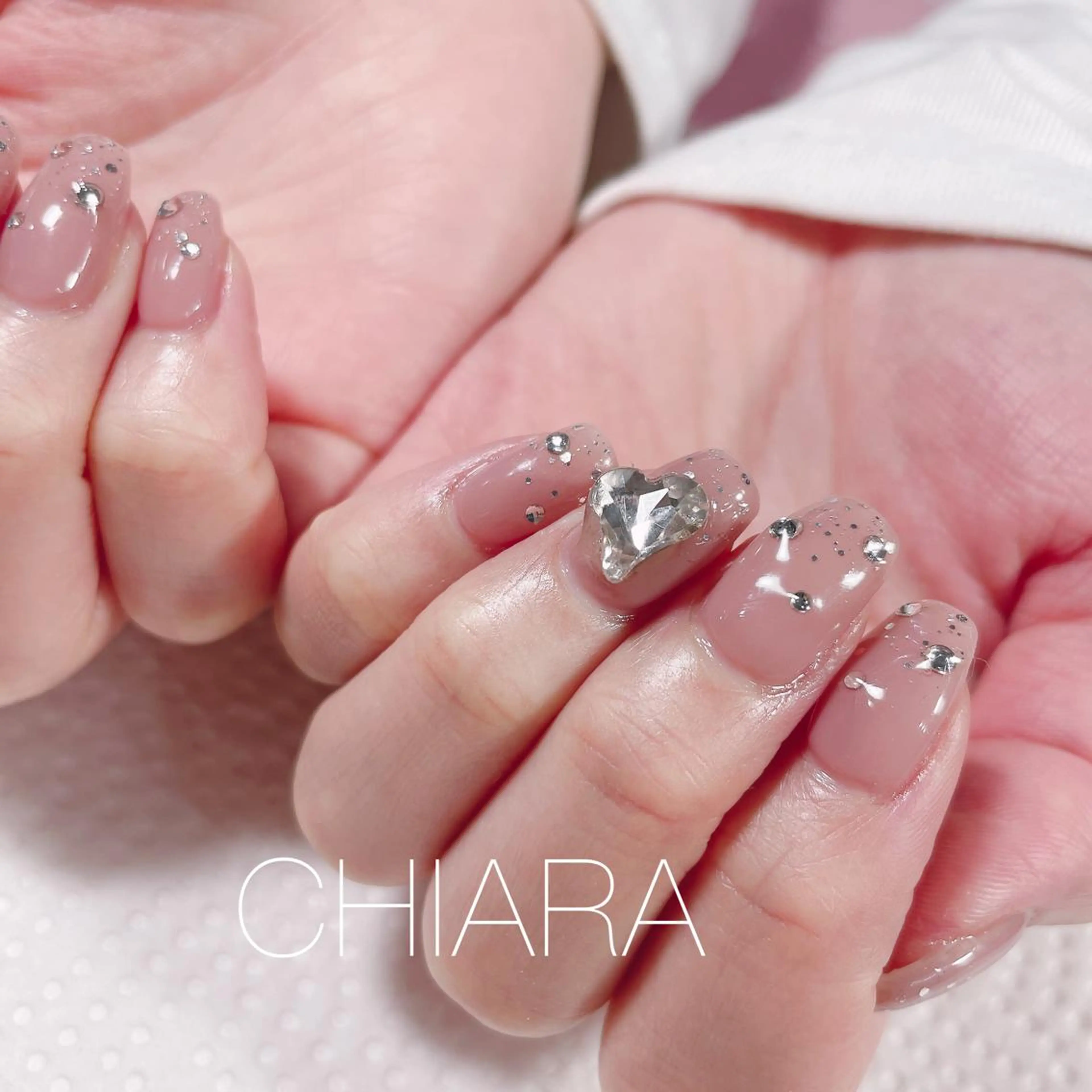 ネイル ハート CHIARA nailsのネイルデザイン