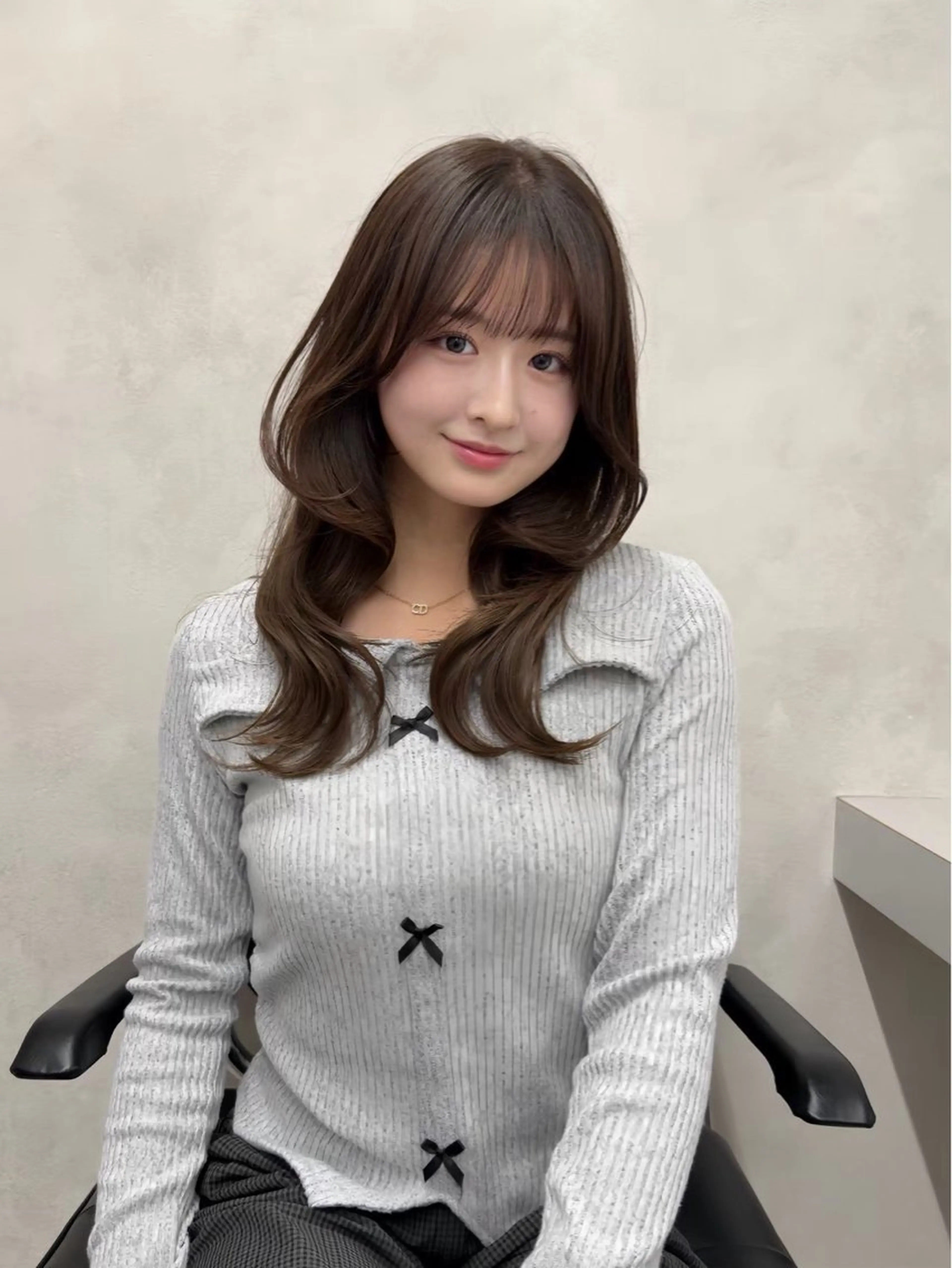 ロング カット ヘアカラー 艶髪、美髪 カラー🕊️SOMAのヘアスタイル