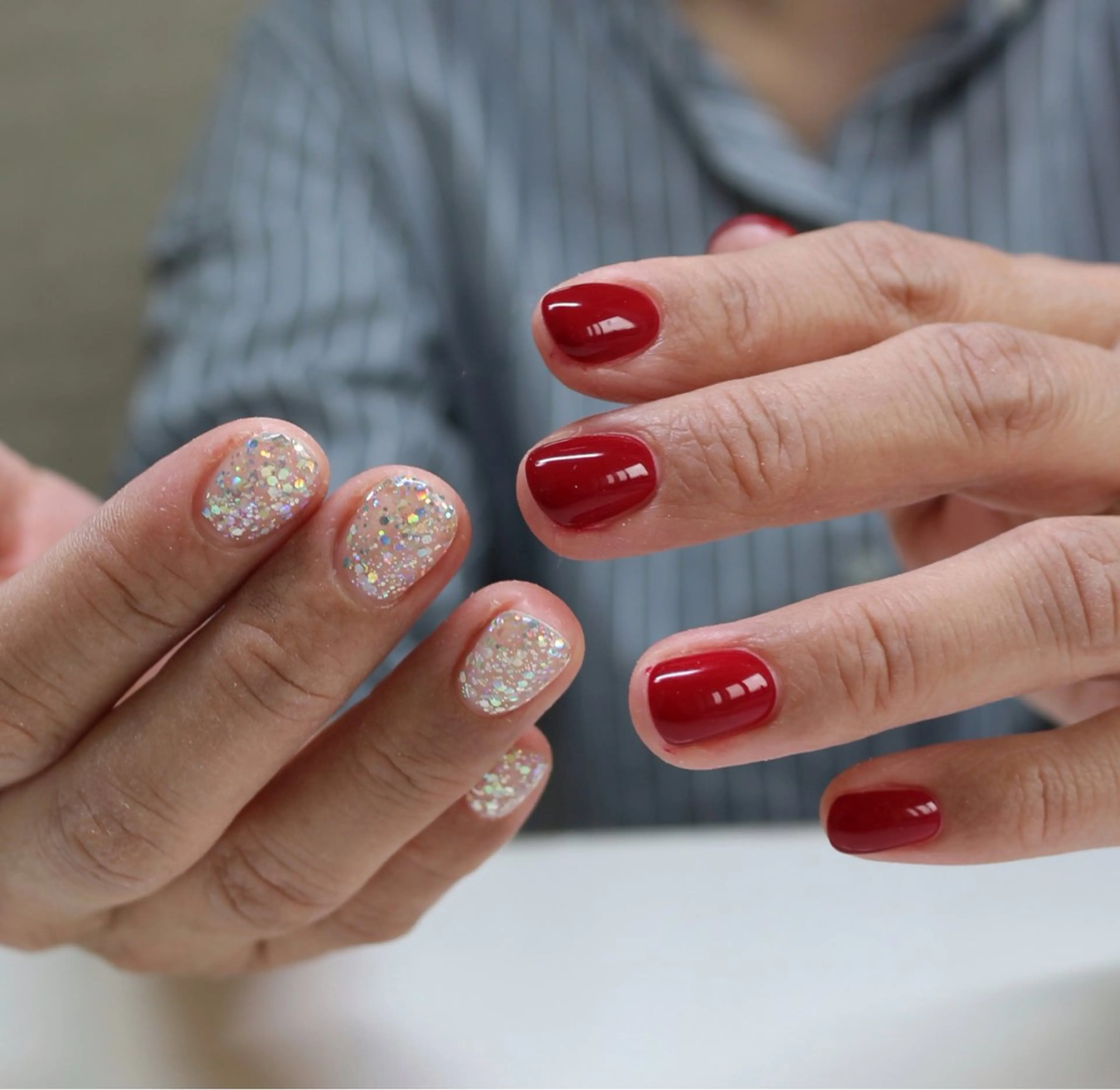 ネイル キラキラネイル ラメ(グリッター) 赤色 ハンドネイル Baku Nailsのネイルデザイン