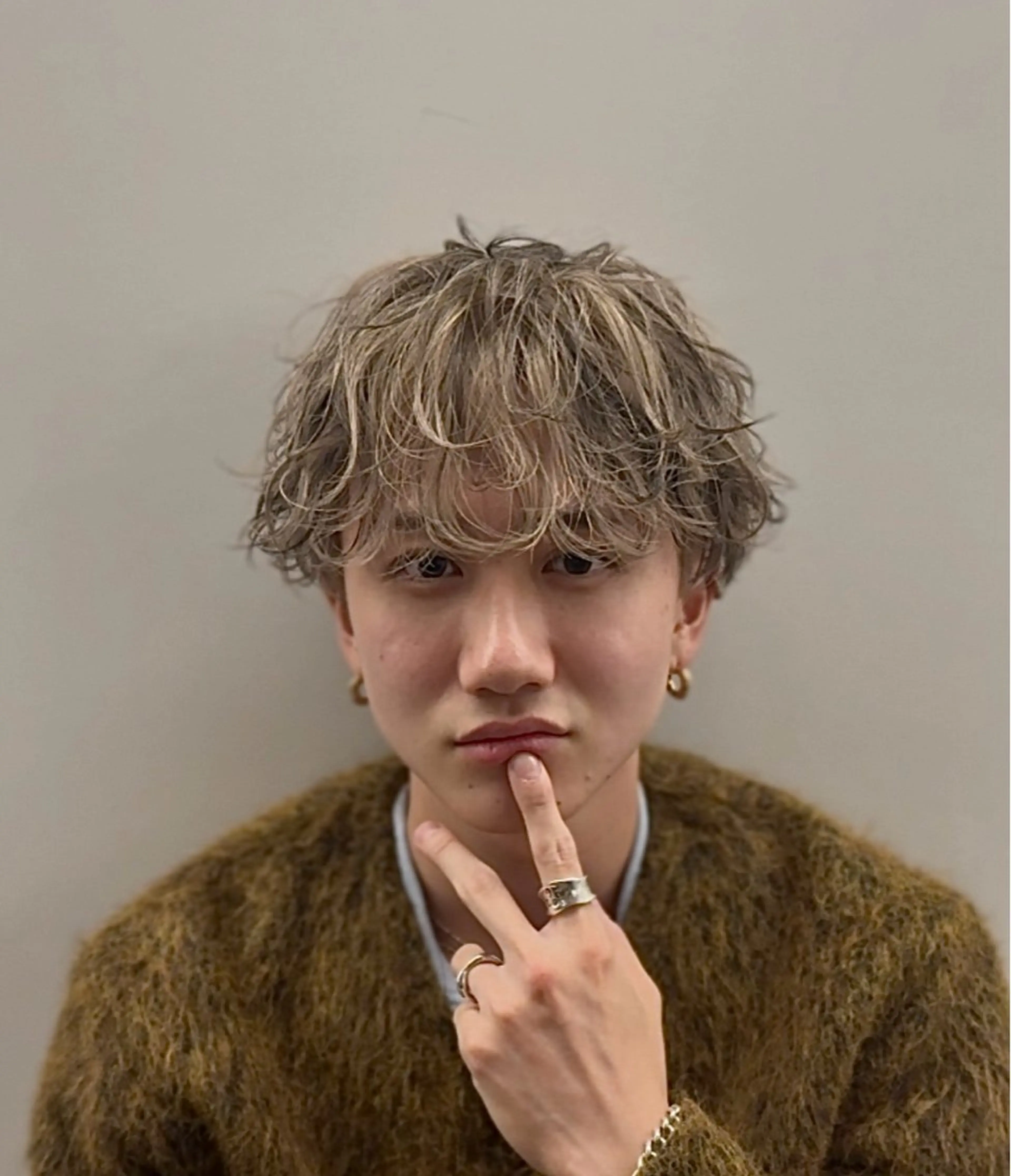 ショート カラー メンズ カット ヘアカラー トリートメント 髙橋 翔一のヘアスタイル