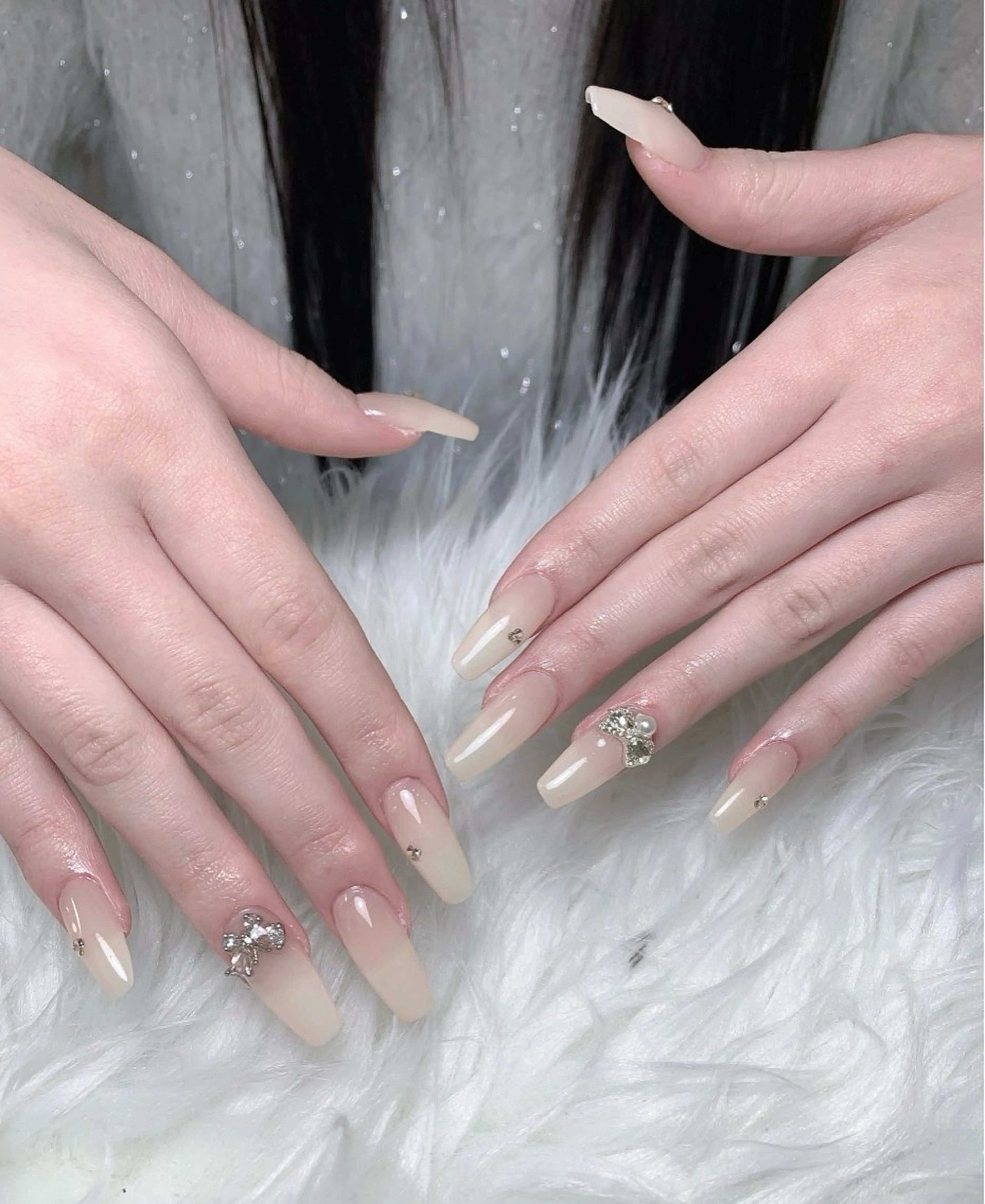 ネイル ハンドネイル T. Leeのネイルデザイン