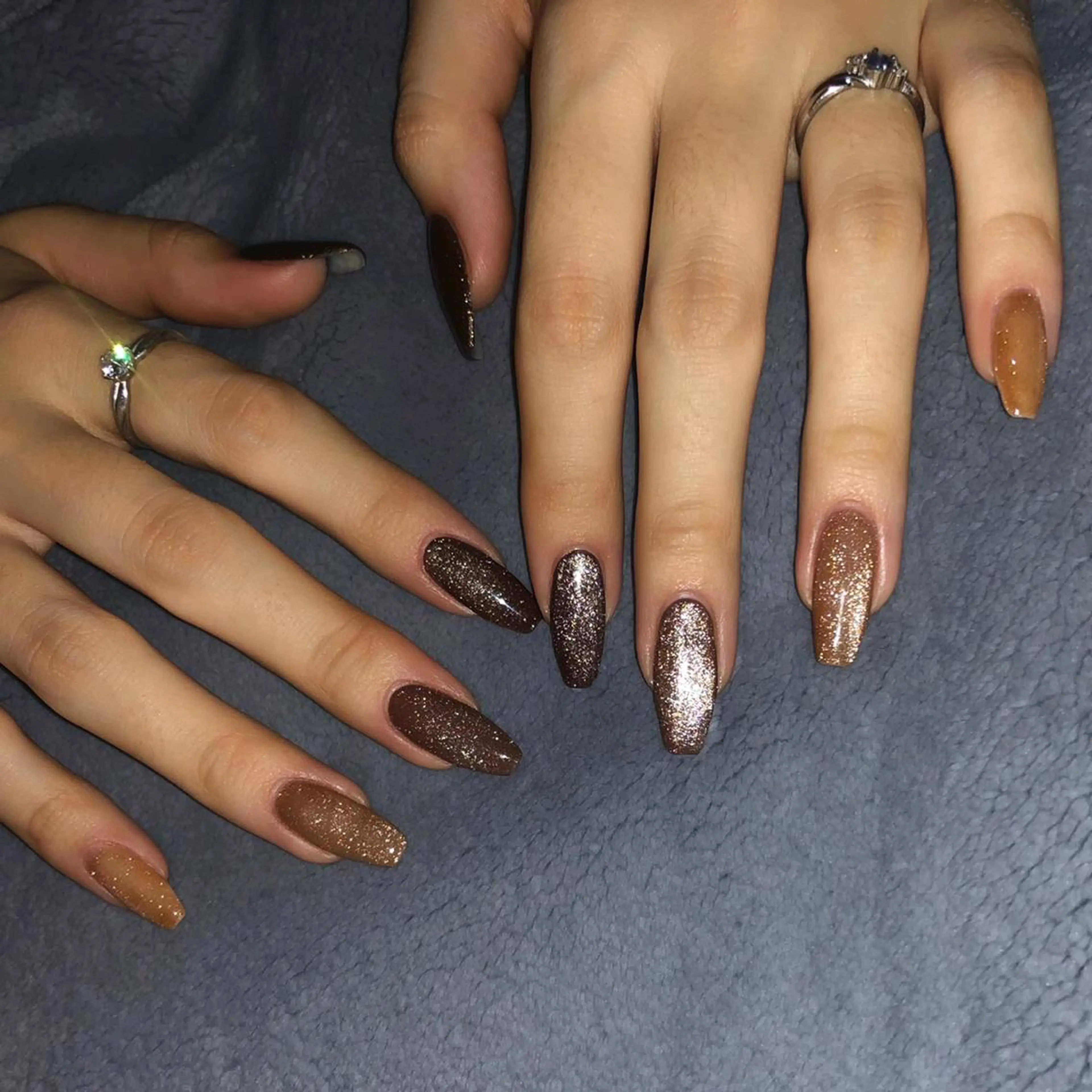 ネイル マグネットネイル DARIA Nailsのネイルデザイン