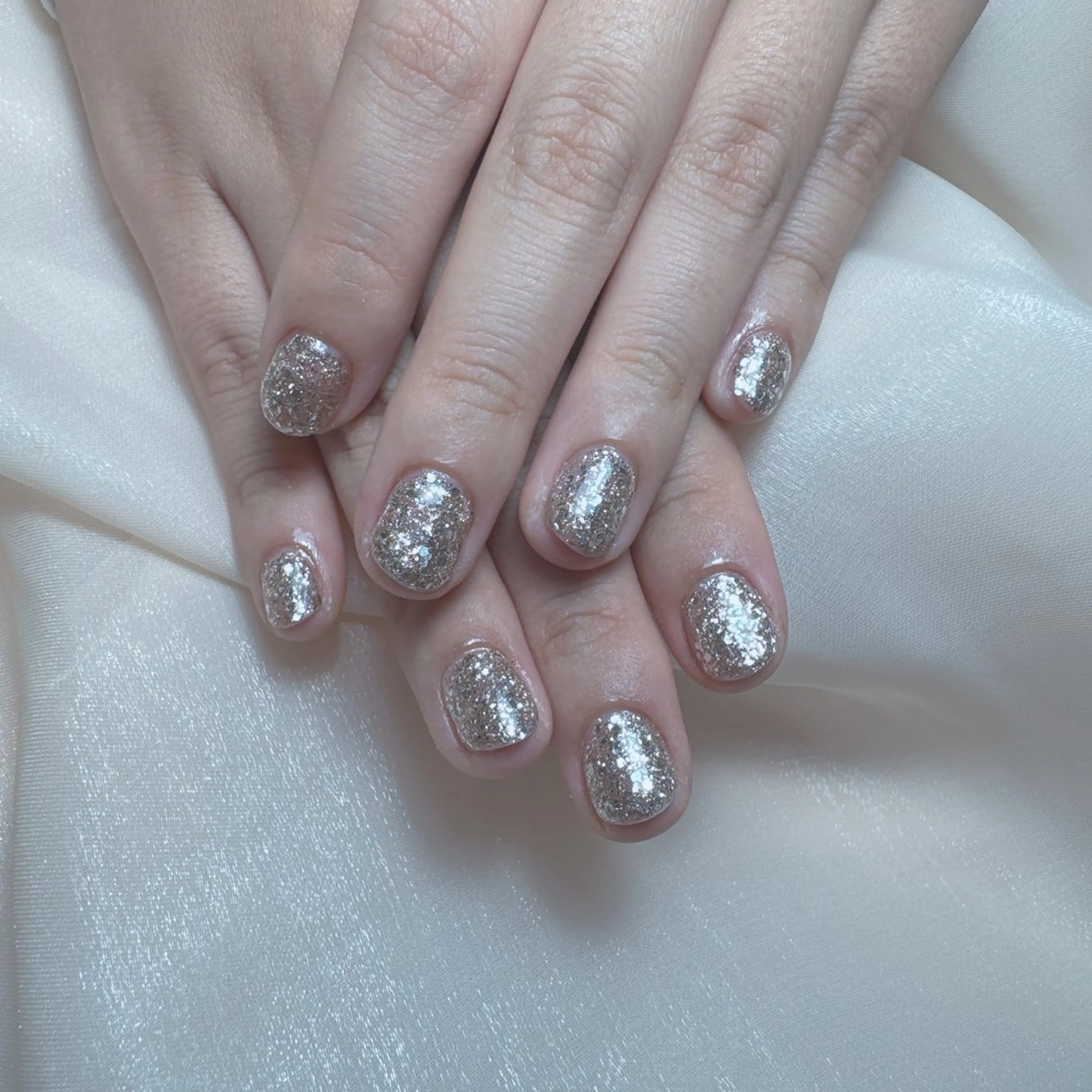 ネイル LR.ONE リナのネイルデザイン