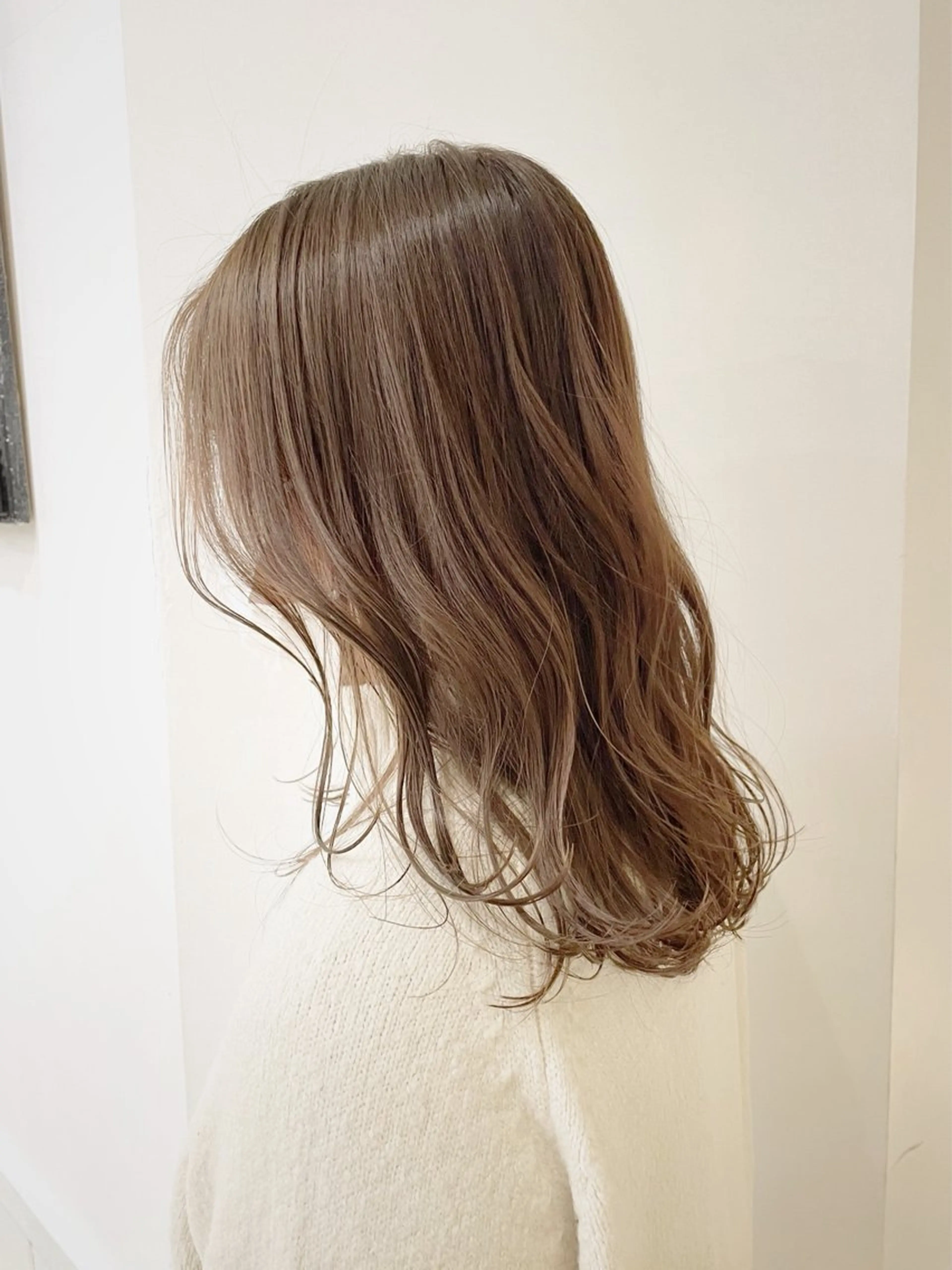 セミロング カラー ヘアアレンジ ハイライトカラー ハイライト カット ヘアカラー トリートメント Lien所属・marika/透明感 カラー/レイヤーのヘアスタイル
