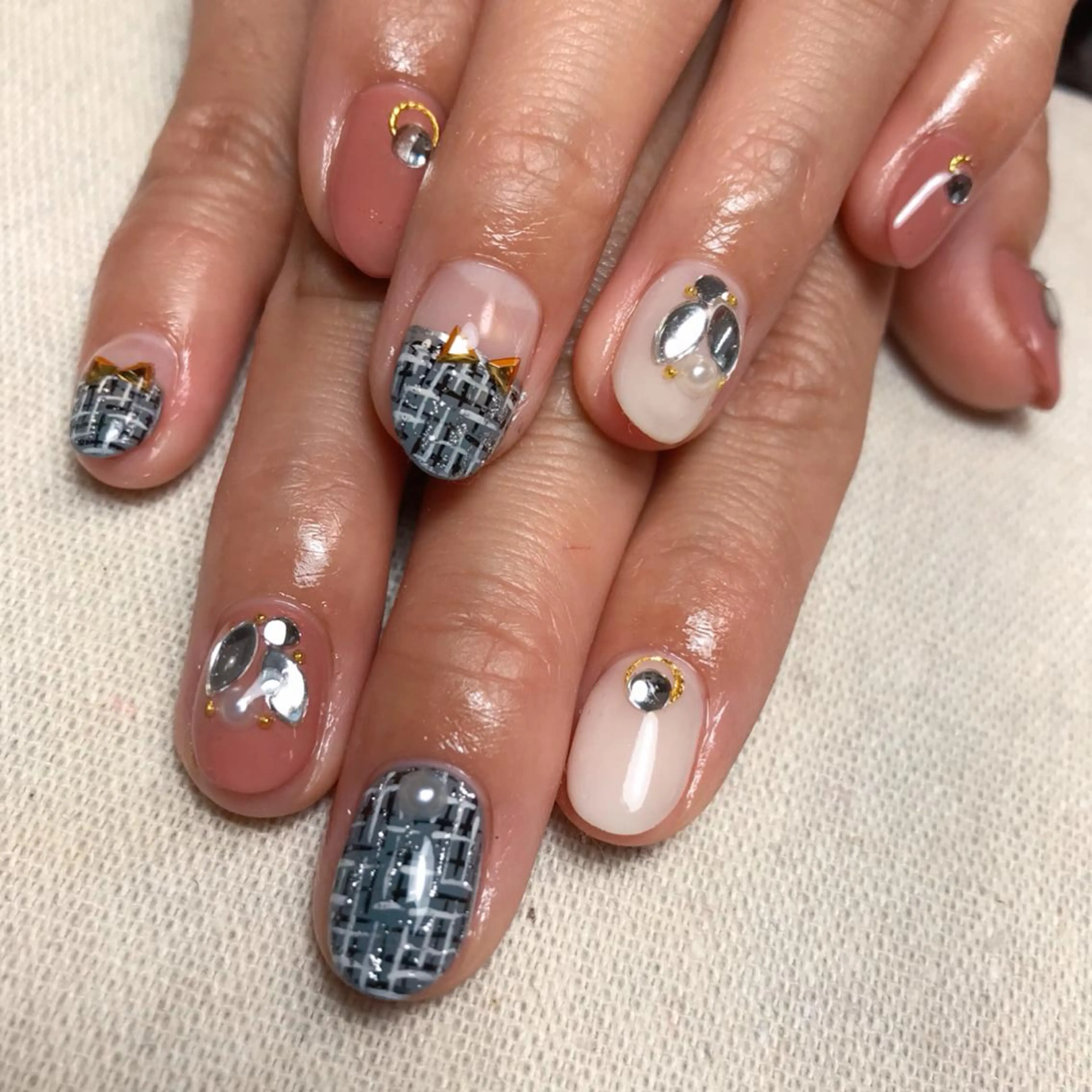 ネイル ハンドネイル 💅 Ai.のネイルデザイン