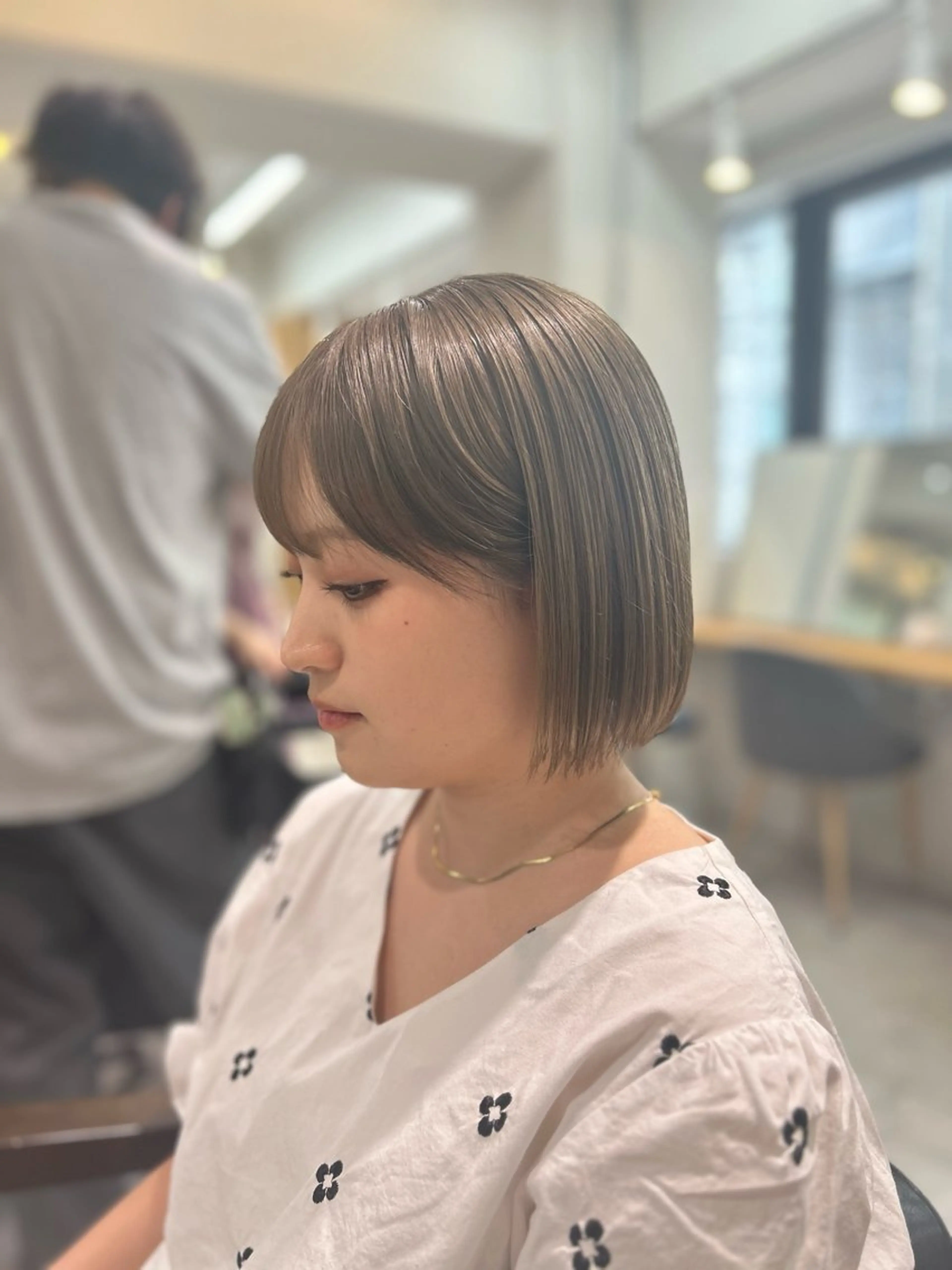 ミディアム カット トリートメント collet岩崎駿王 /ハイトーン/艶髪のヘアスタイル