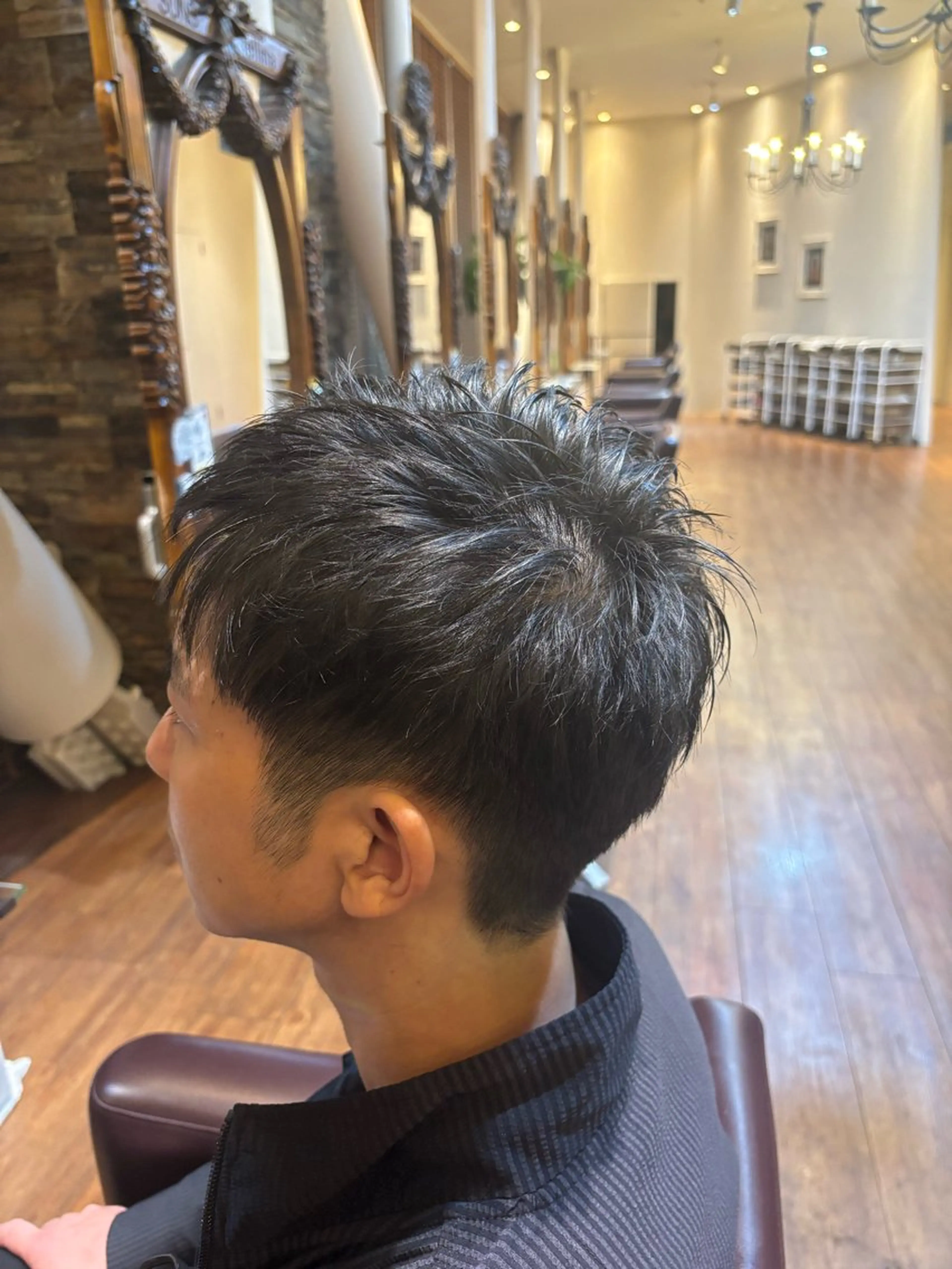 メンズ SUNS/鈴木 亜門のヘアスタイル