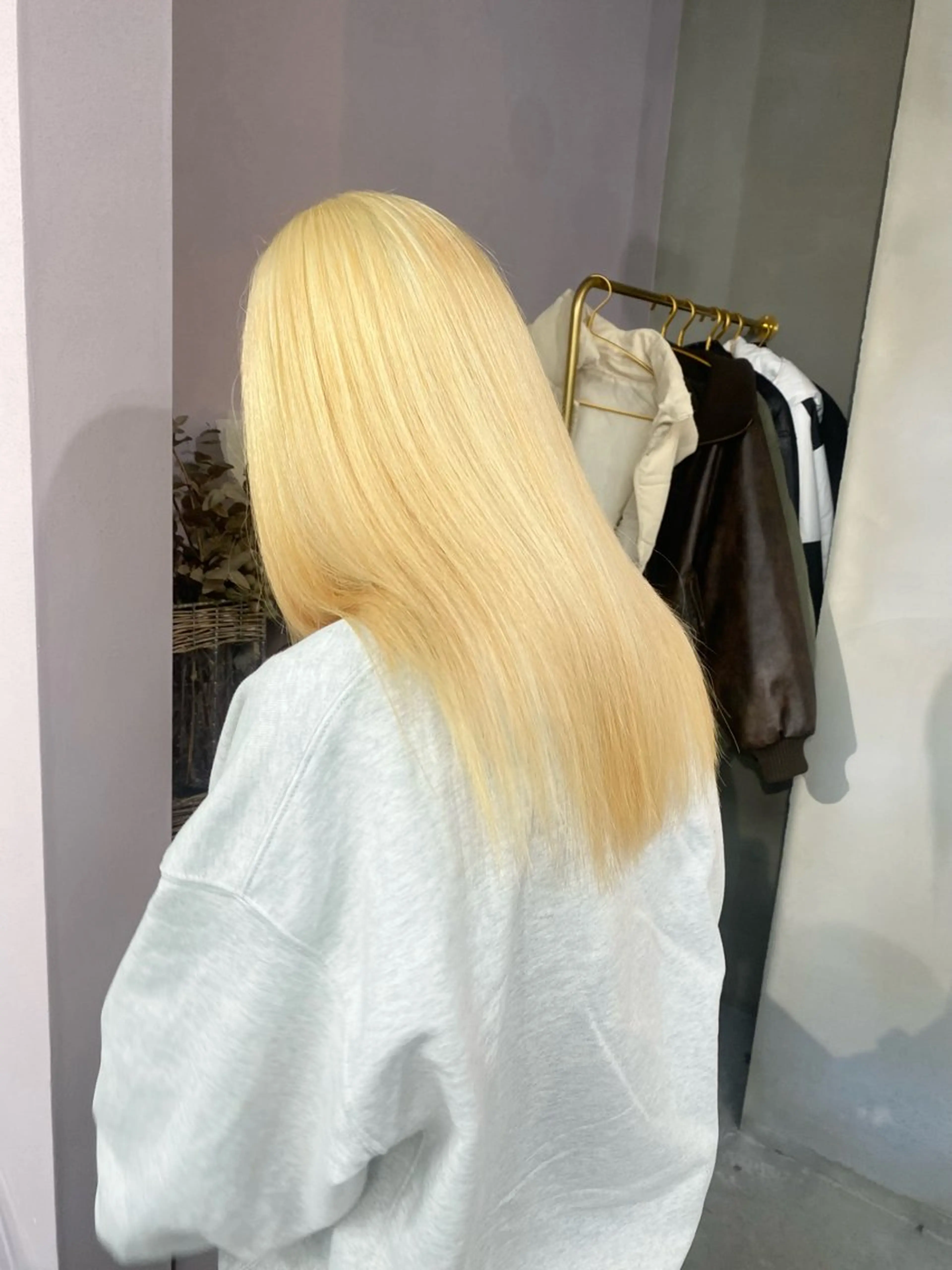 セミロング カラー ヘアカラー qulim所属・前橋 姫奈のヘアスタイル