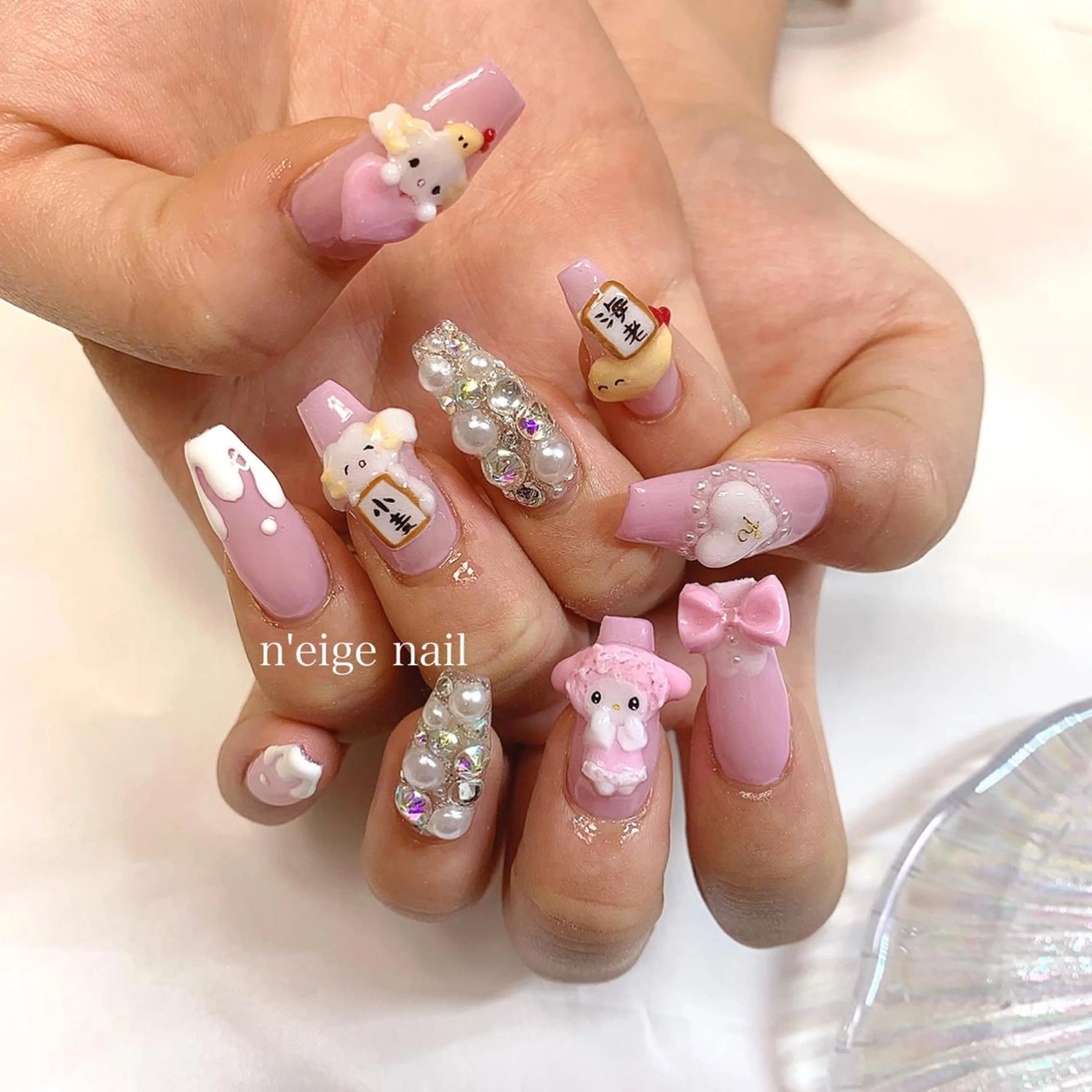 ネイル キラキラネイル 韓国ネイル ラメ(グリッター) ニュアンスネイル 冬ネイル n'eige nail所属・大谷 綾香のネイルデザイン