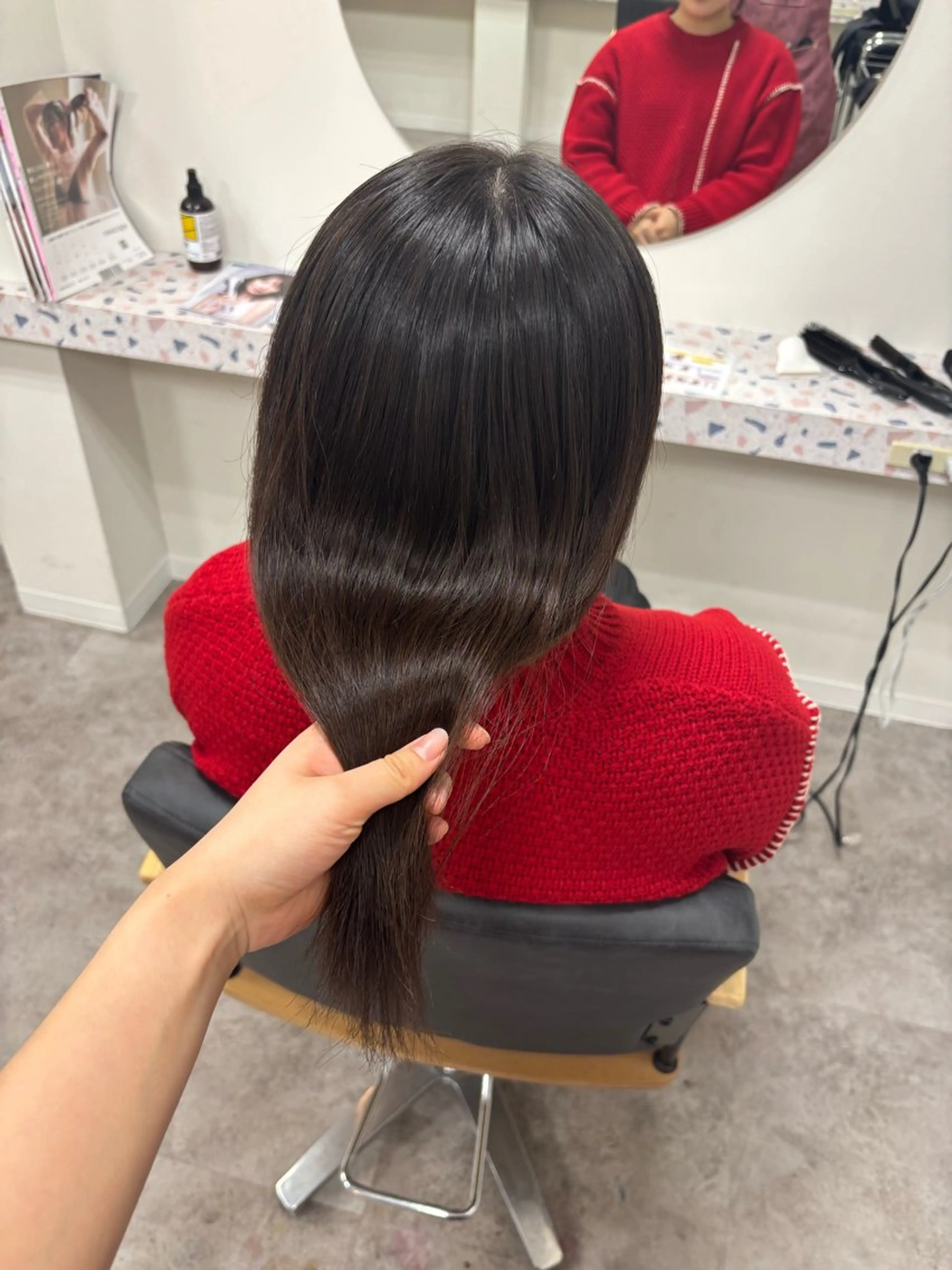 セミロング 縮毛矯正 倉田 光希のヘアスタイル