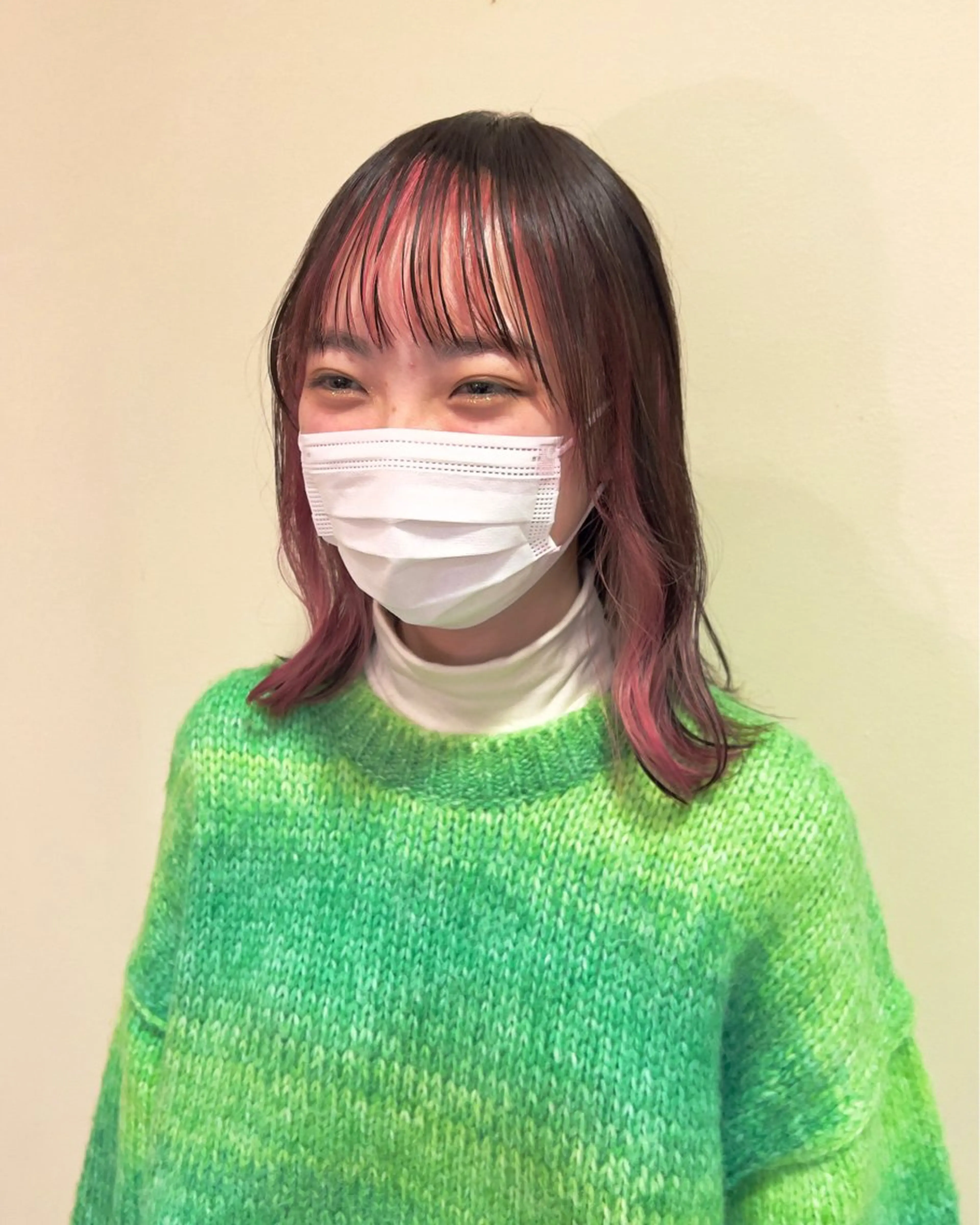 ショート カラー AIconic nagoya所属・縮毛矯正/ レイヤー/ミディアムのヘアスタイル