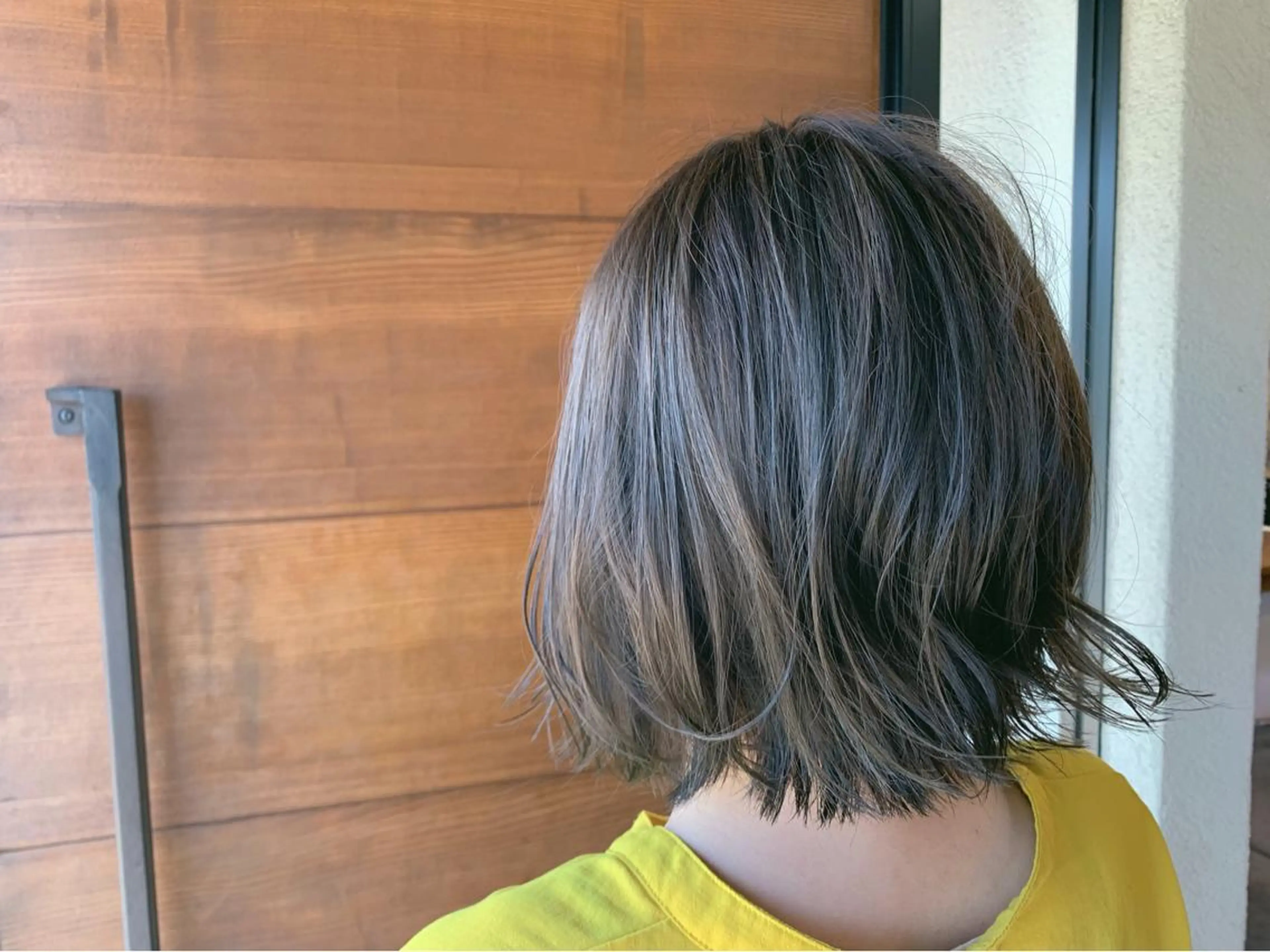 ショート カラー アッシュ ベージュカラー ヘアカラー トリートメント IORI #韓国ヘア#髪質改善のヘアスタイル