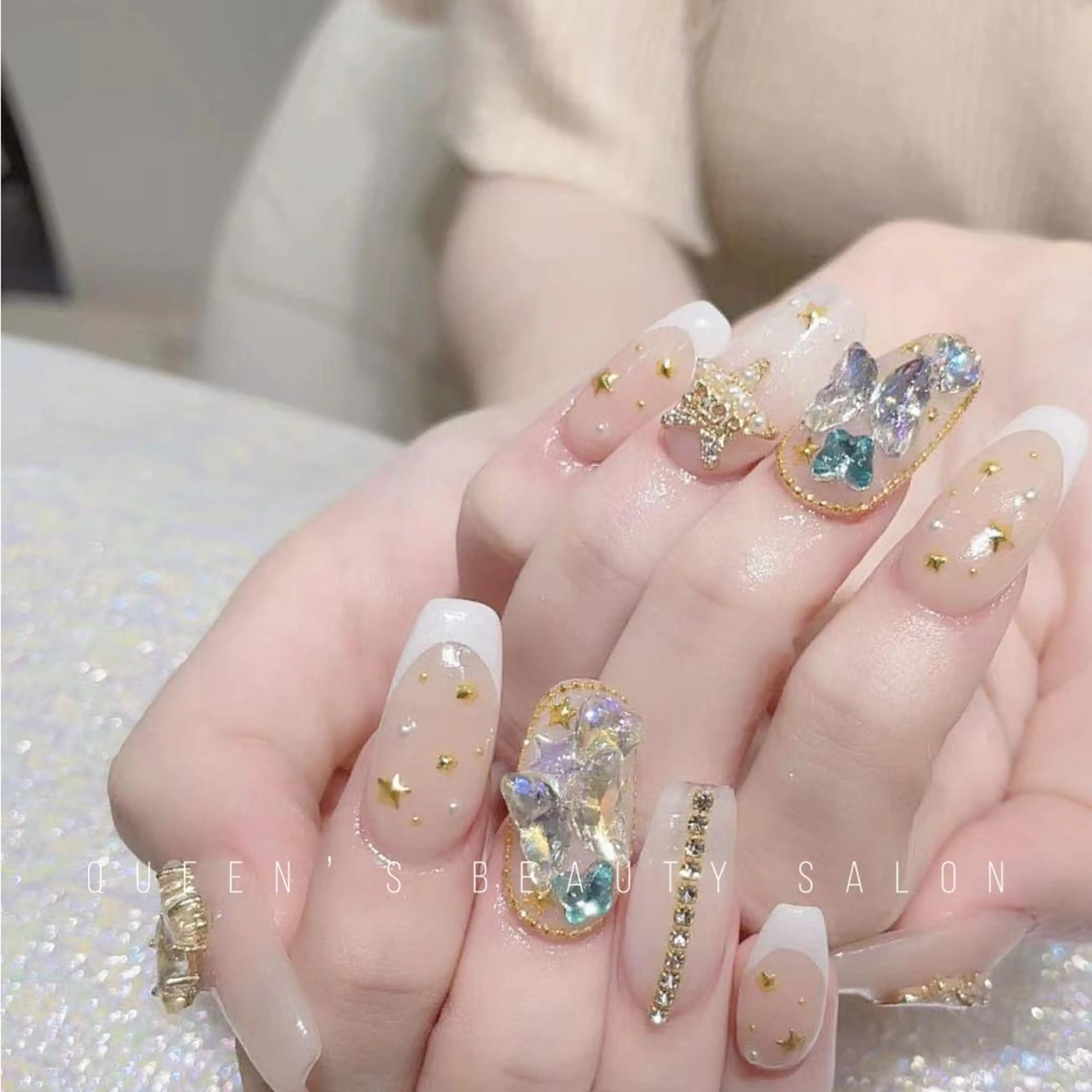 ネイル ハンドネイル Queen’s 歌舞伎町店のネイルデザイン