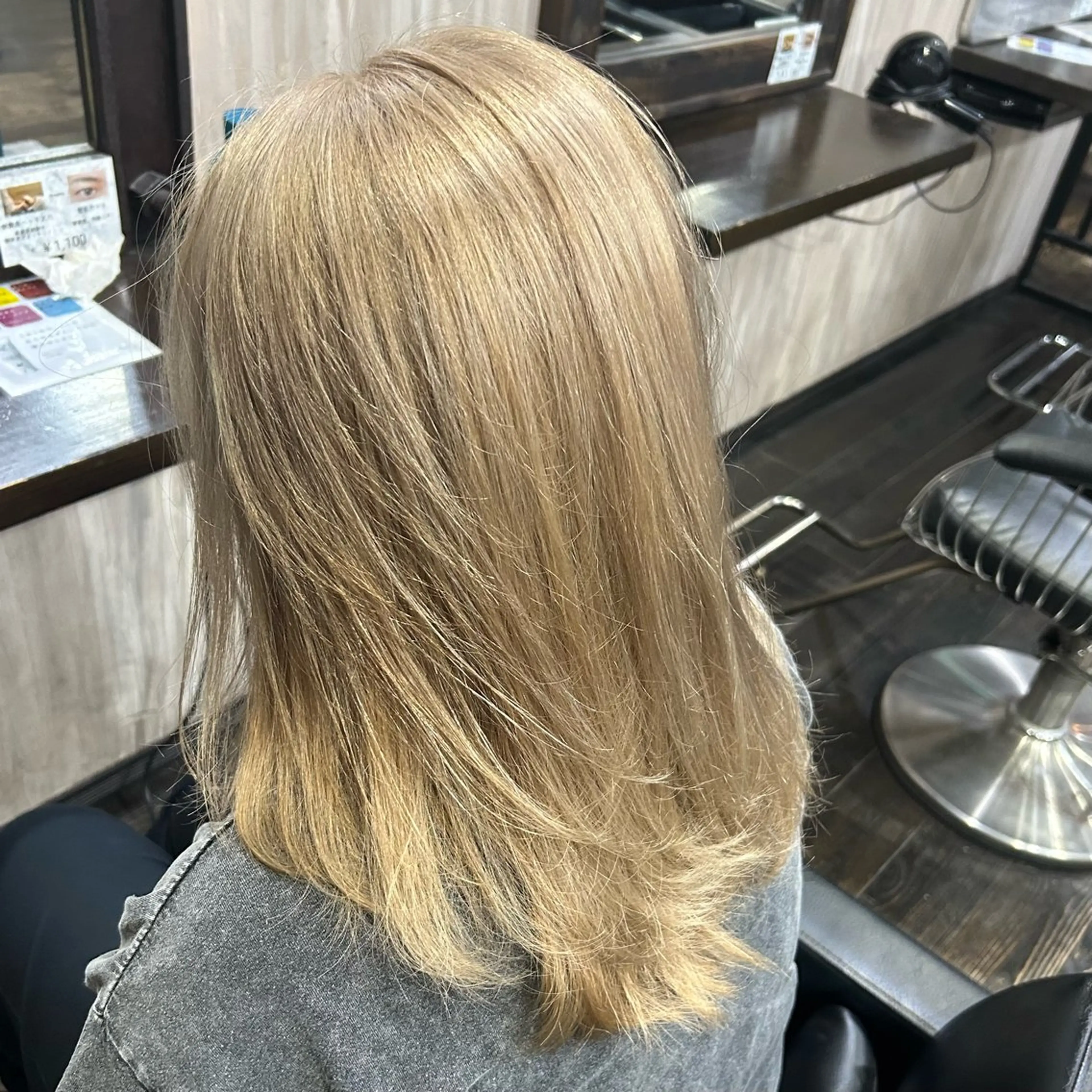 セミロング カラー カット ヘアカラー トリートメント 👾坂田 天音👾のヘアスタイル