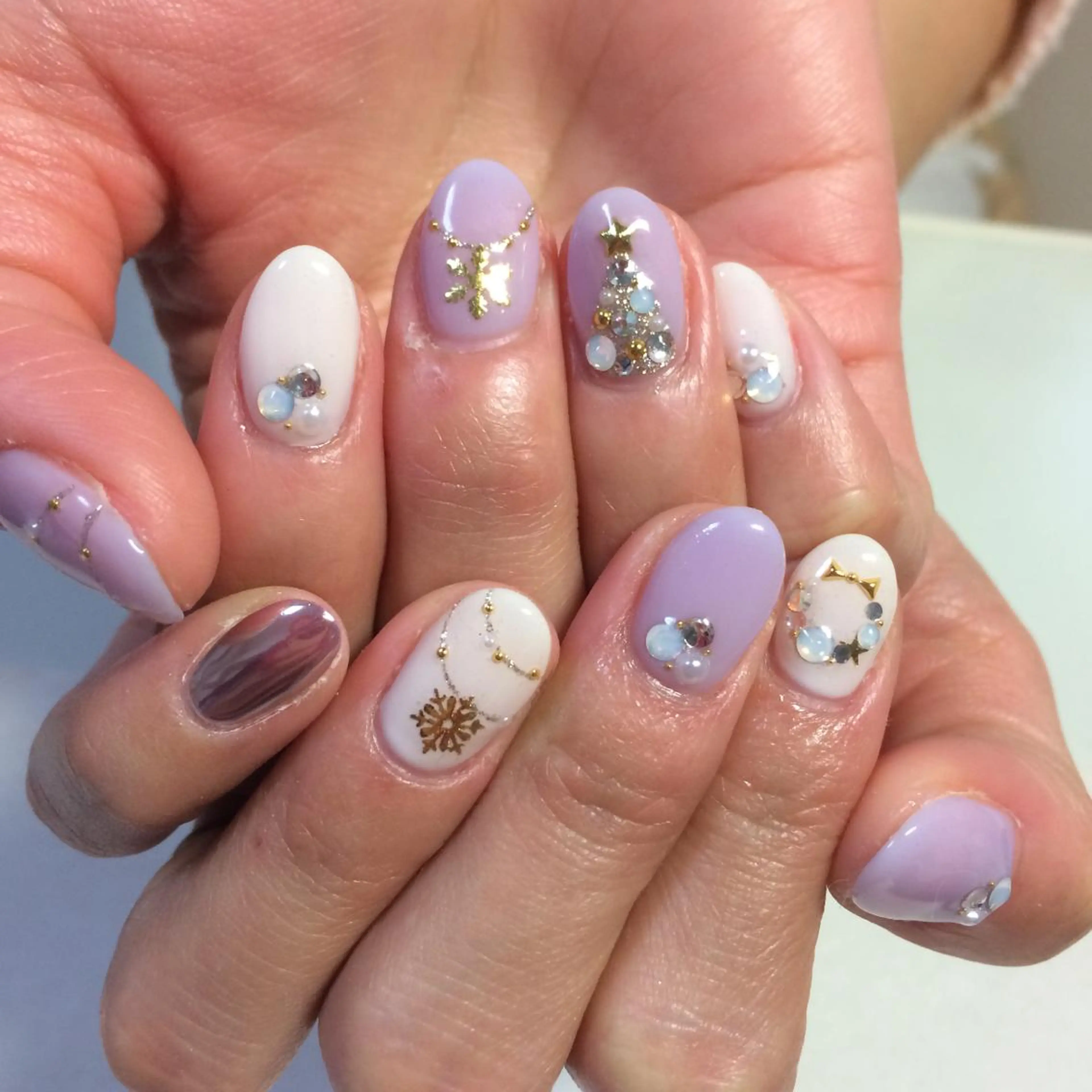 ネイル VIOLUS所属・VIOLUS 関目のネイルデザイン