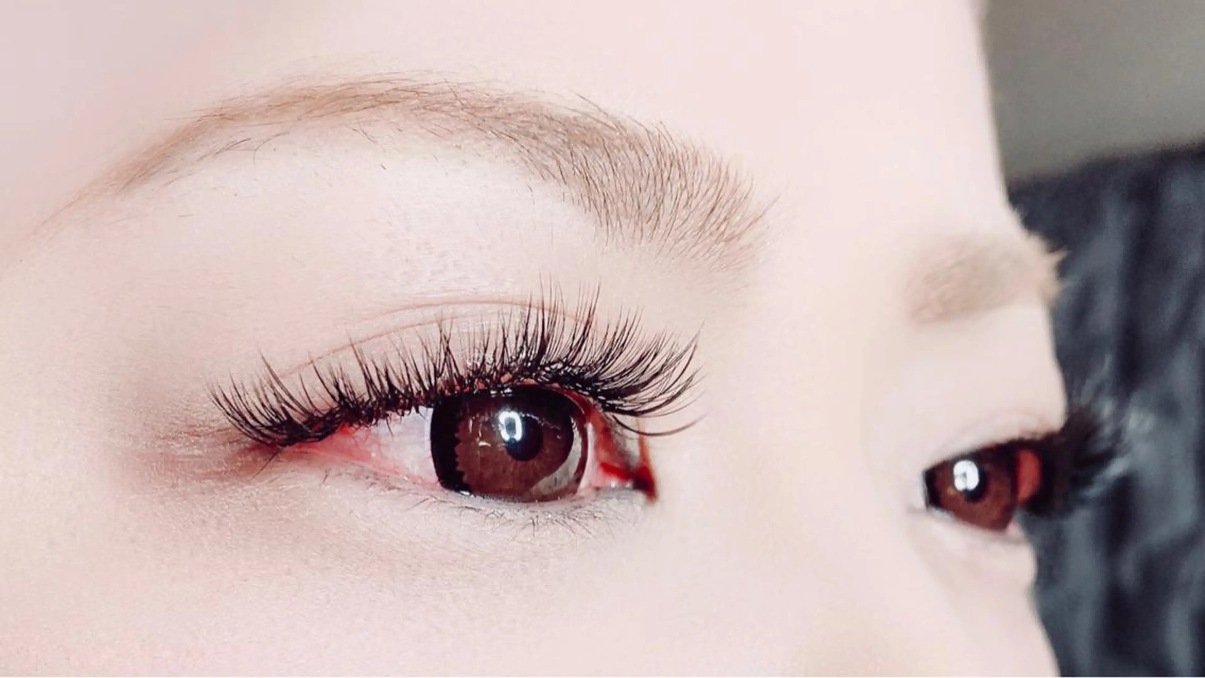 マツエク・マツパ ボリュームラッシュ ★ EMINALの眉毛・アイブロウイメージ