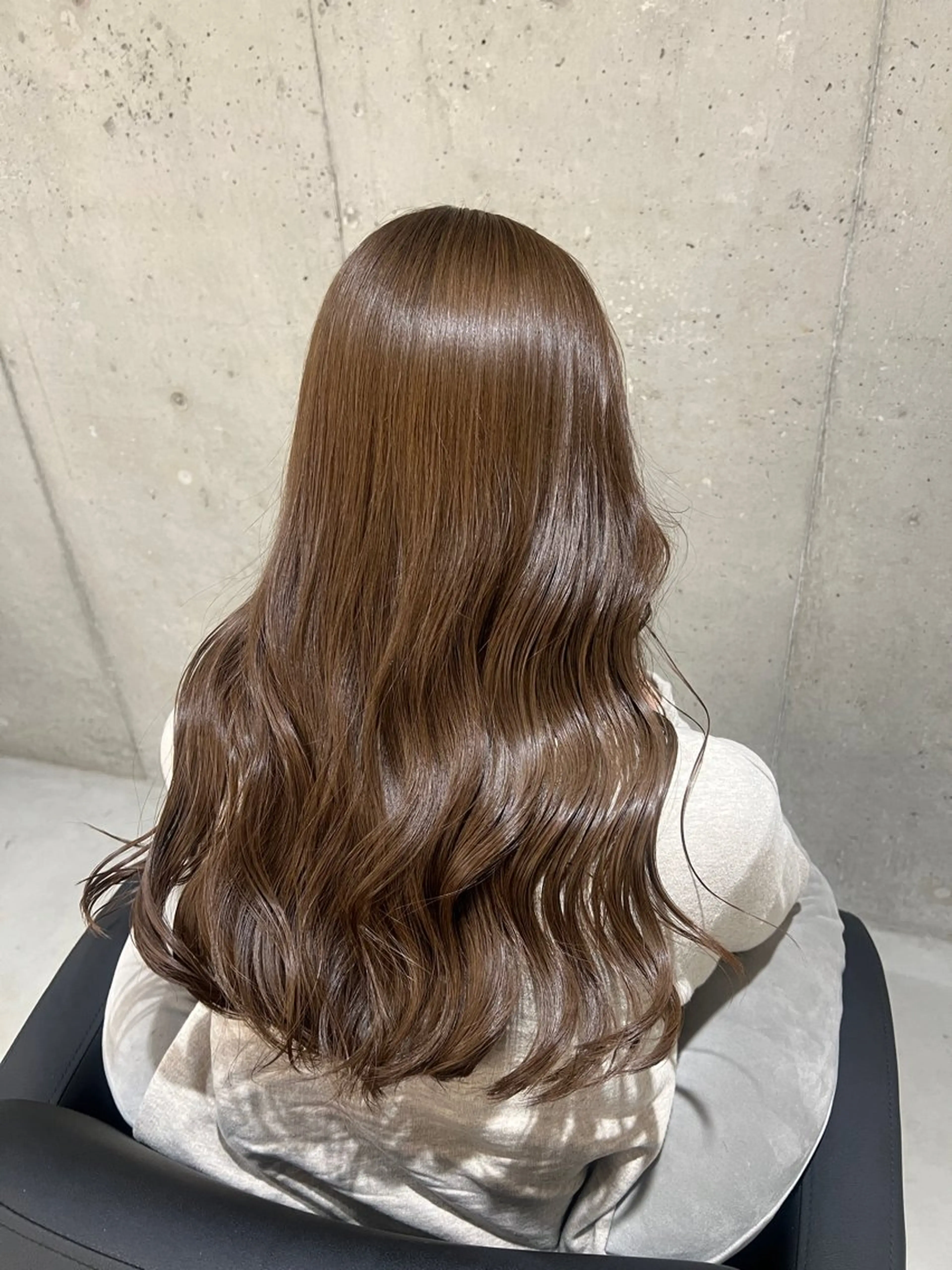 ロング カラー ブリーチ ダブルカラー ブリーチなしカラー レイヤーカット カット ヘアカラー トリートメント 頓所 大昂のヘアスタイル