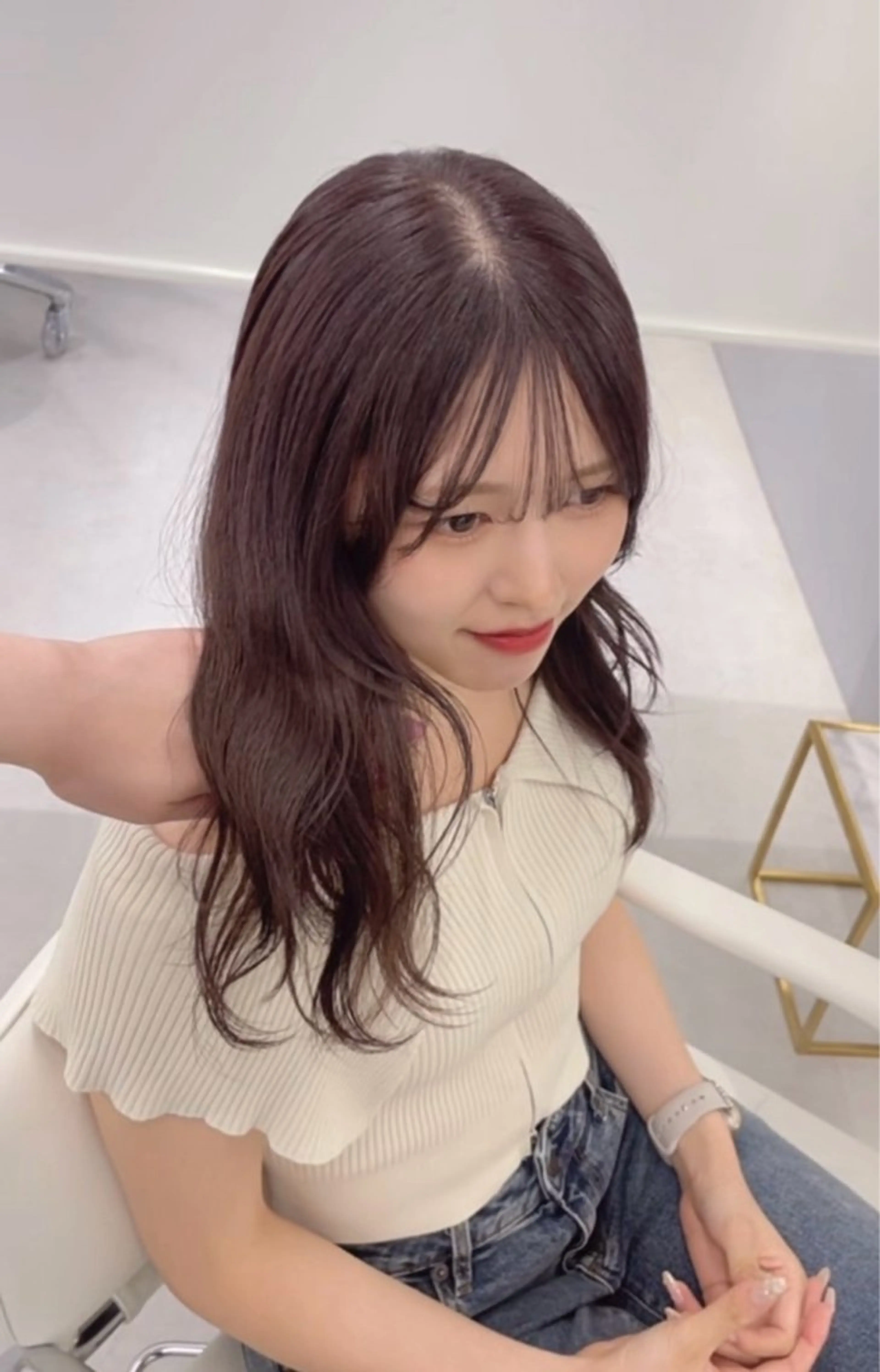 🤍巻きおろしおめかしヘア ¥1840 🤍ピンやゴムを使わないコテ巻きアレンジ🎀🤍の写真