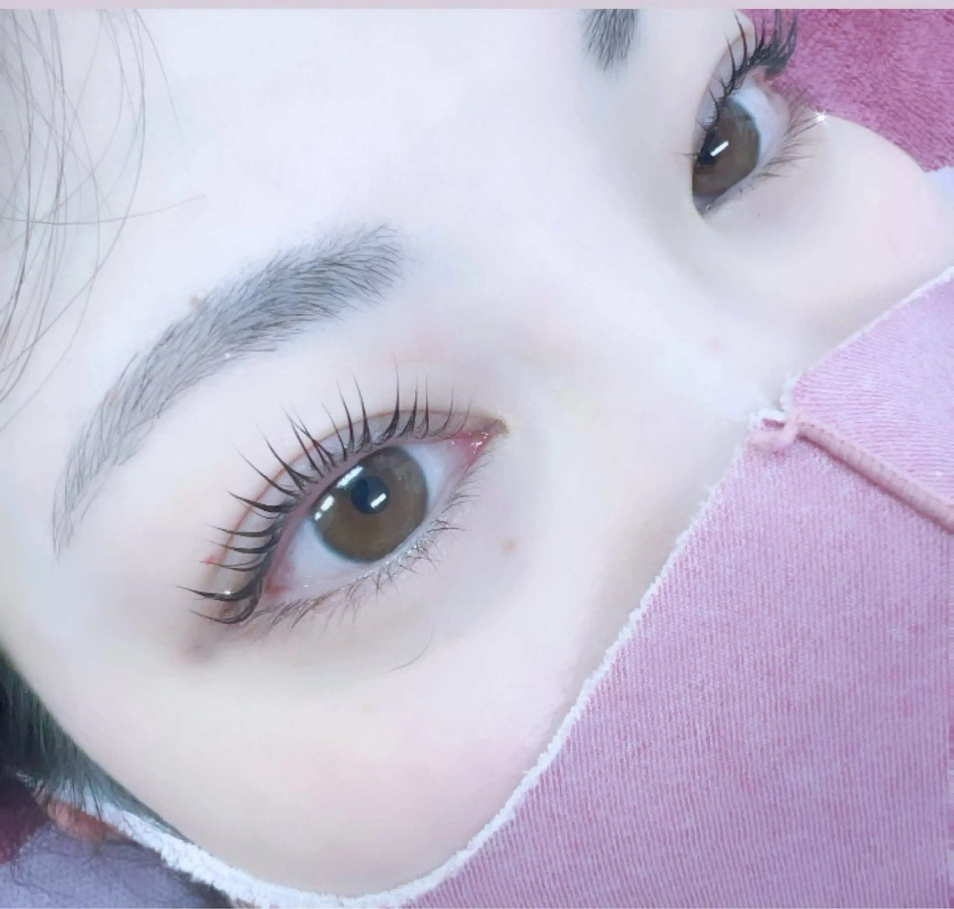 【パリジェンヌ他】お目元モデル限定　グルーではなくバームを使った傷まない最新式のラッシュリフトです❤️メーテル等の写真