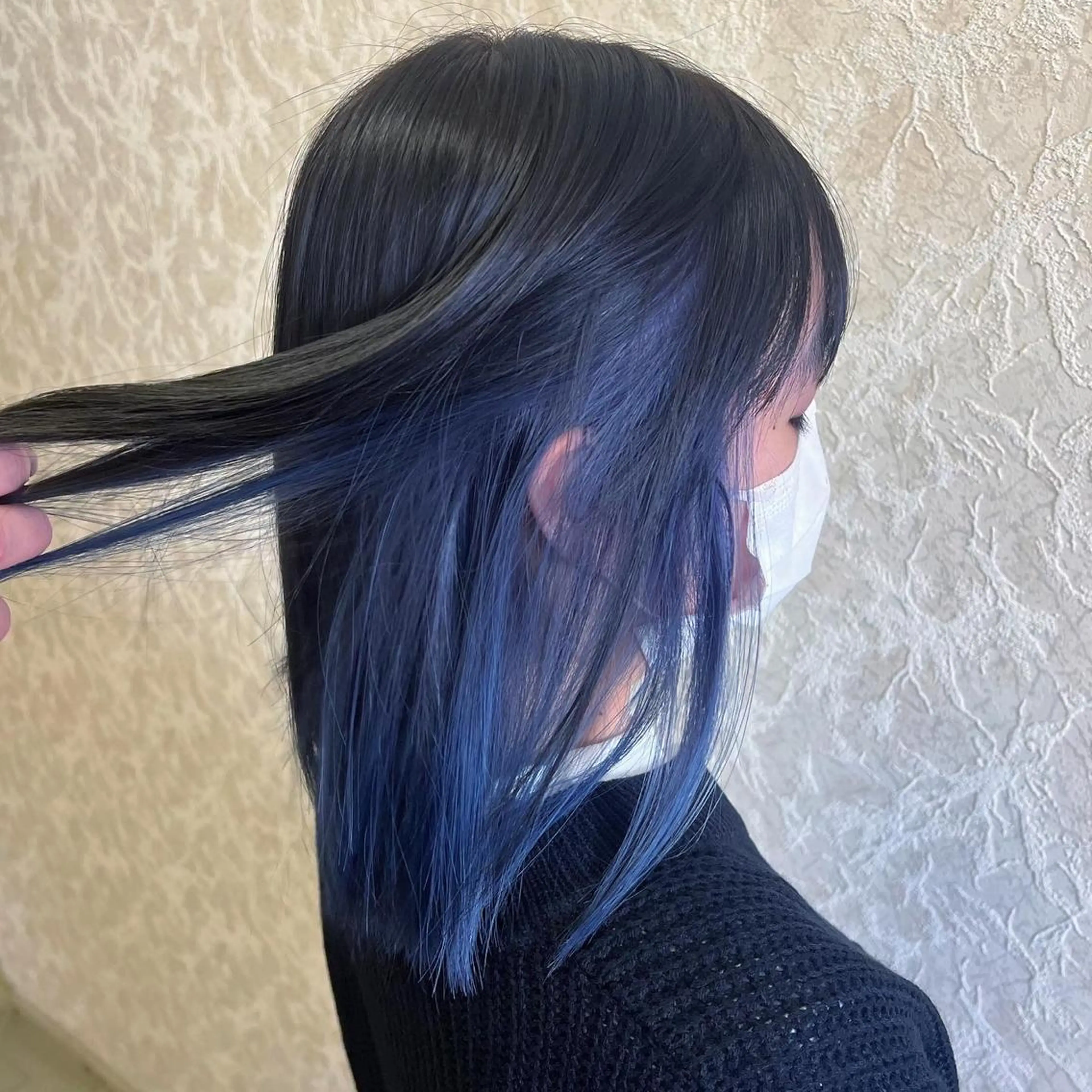 ショート カラー ブリーチ ブルーカラー ブルージュ ケアブリーチ 透明感カラー カット ヘアカラー トリートメント ブリーチ/髪質改善/ レイヤー/YUTO‎のヘアスタイル